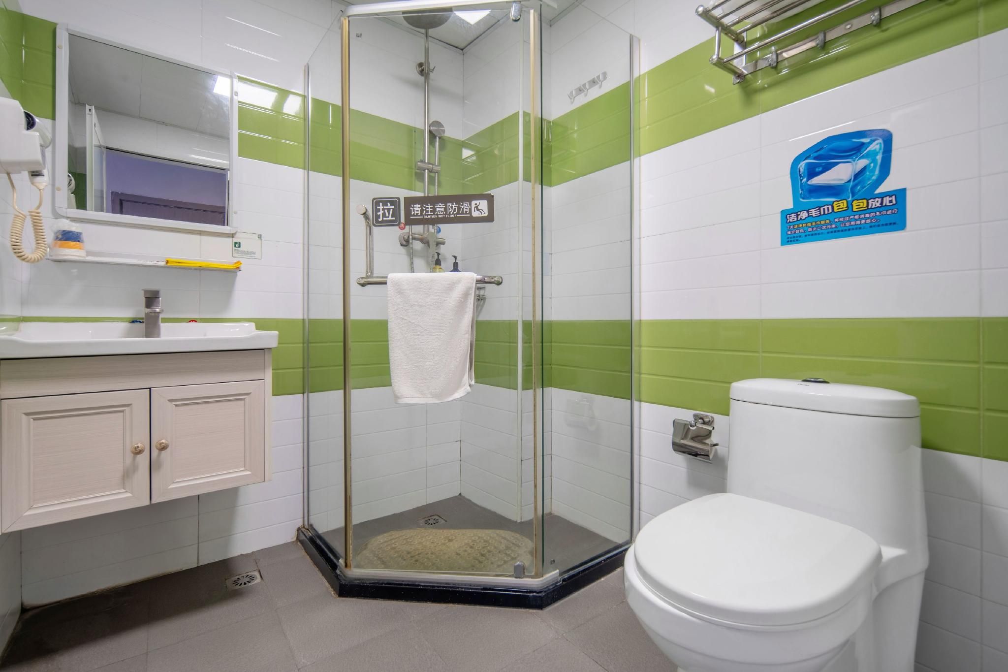 WH - Light Select Twin Room