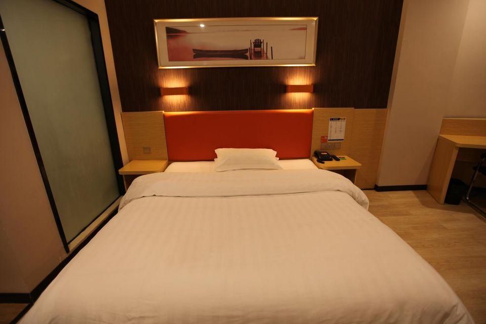 Select You Ter Room