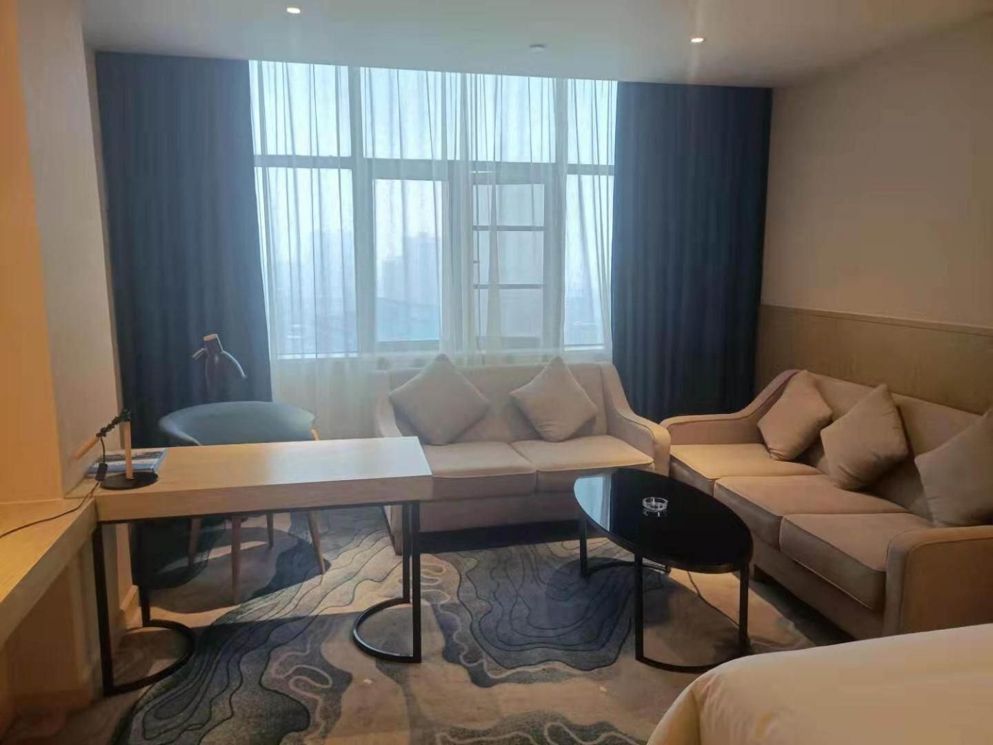 Enjoy Family room with Twin Bed