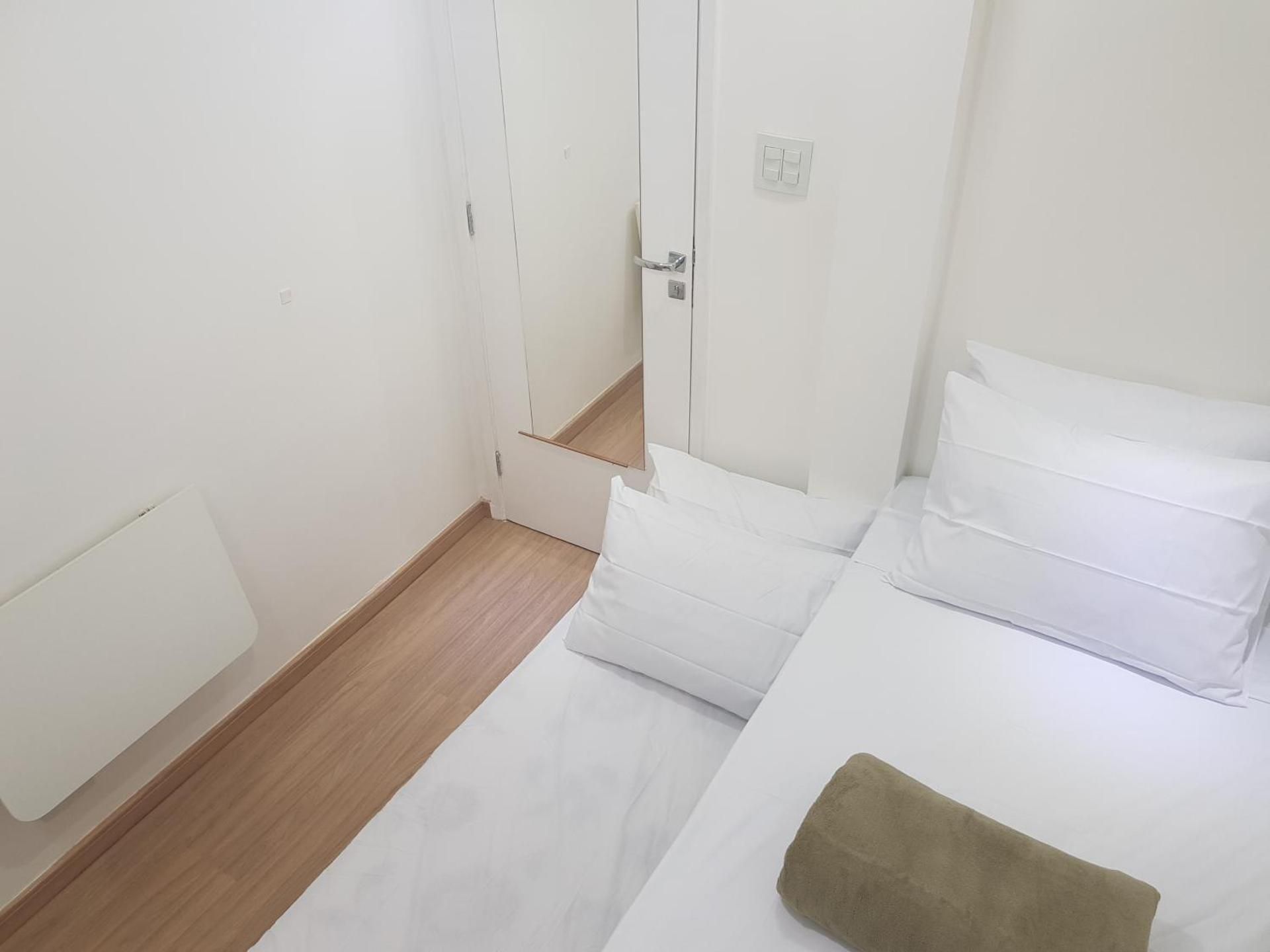 Twin Room with Private Bathroom