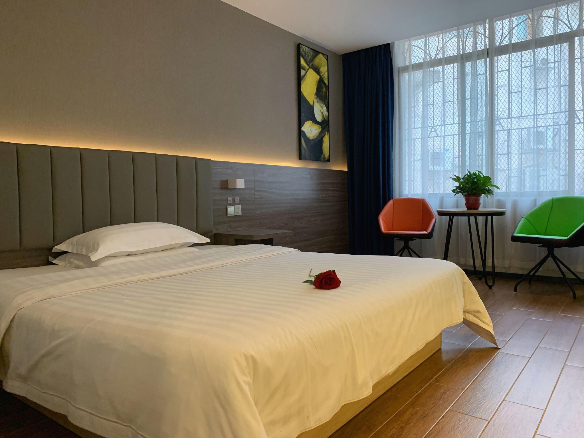 WH - Traditional Bed Room