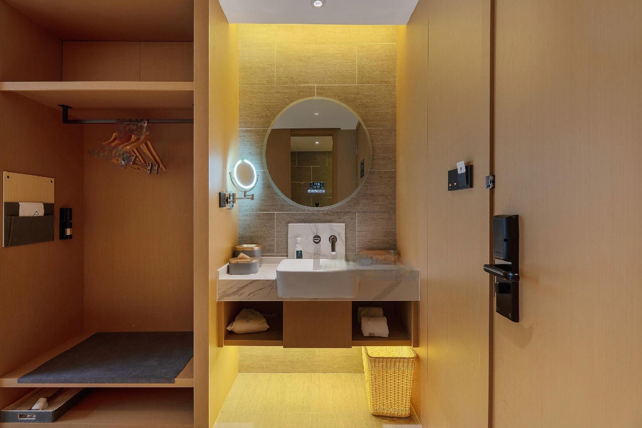 Superior Room with Mountain View