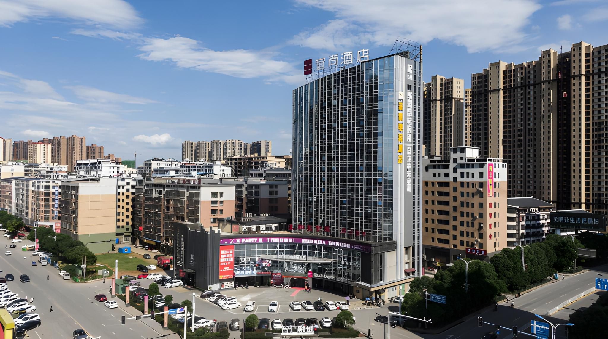 Dossen - Bed Room With City View
