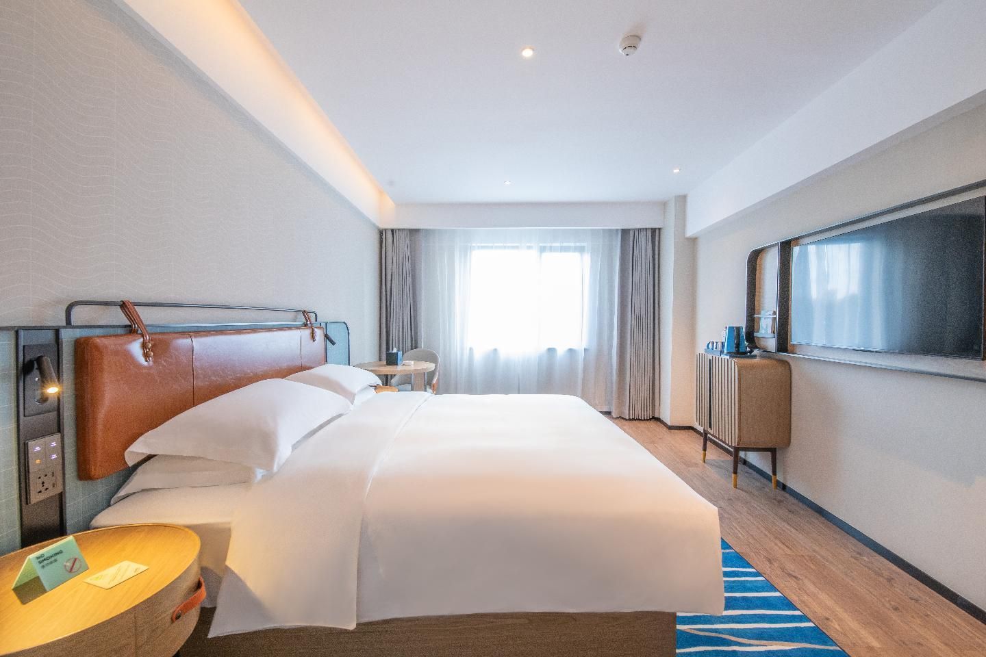 Dossen - Standard Bed Room