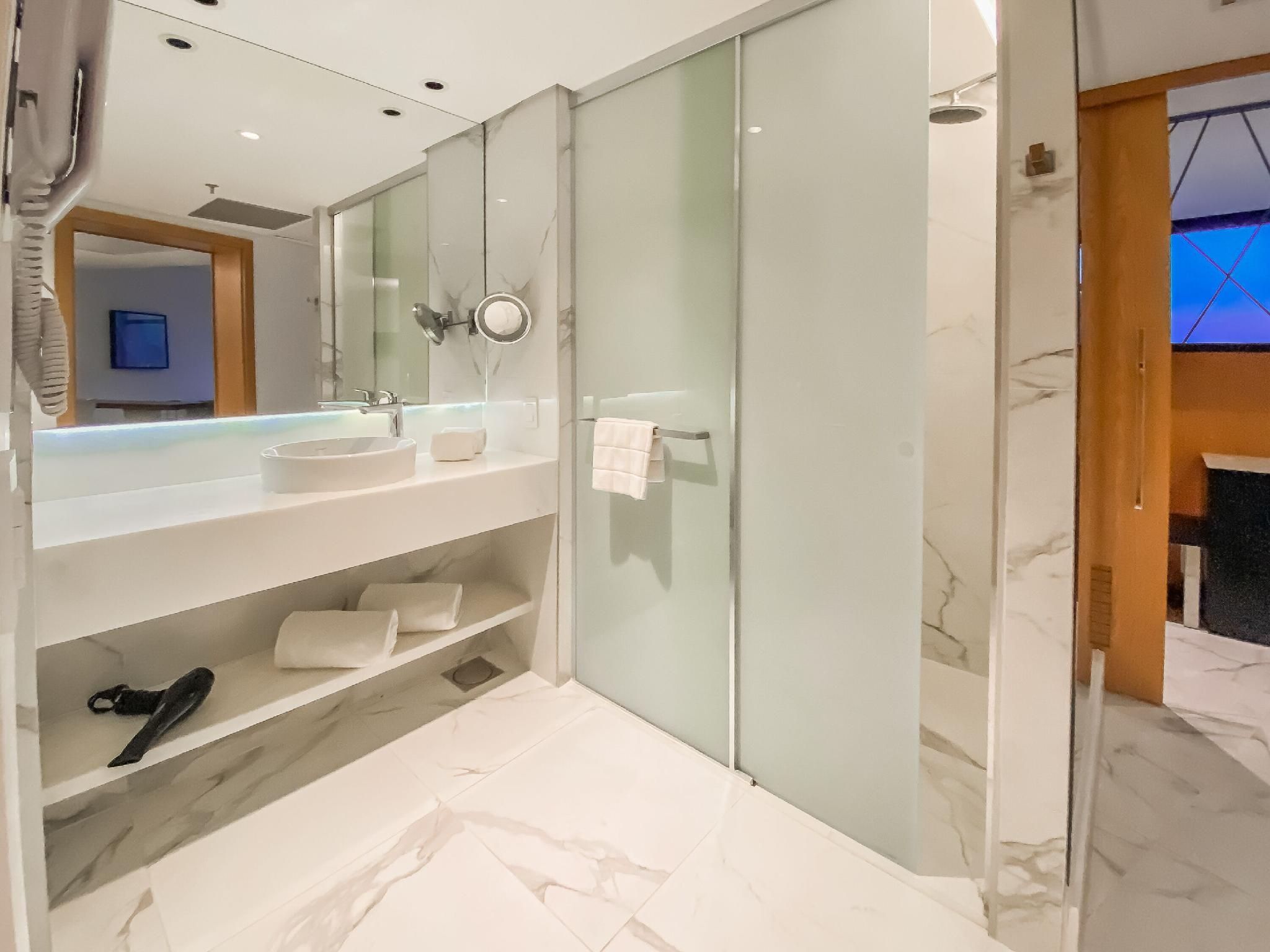 Junior Suite with Sea View