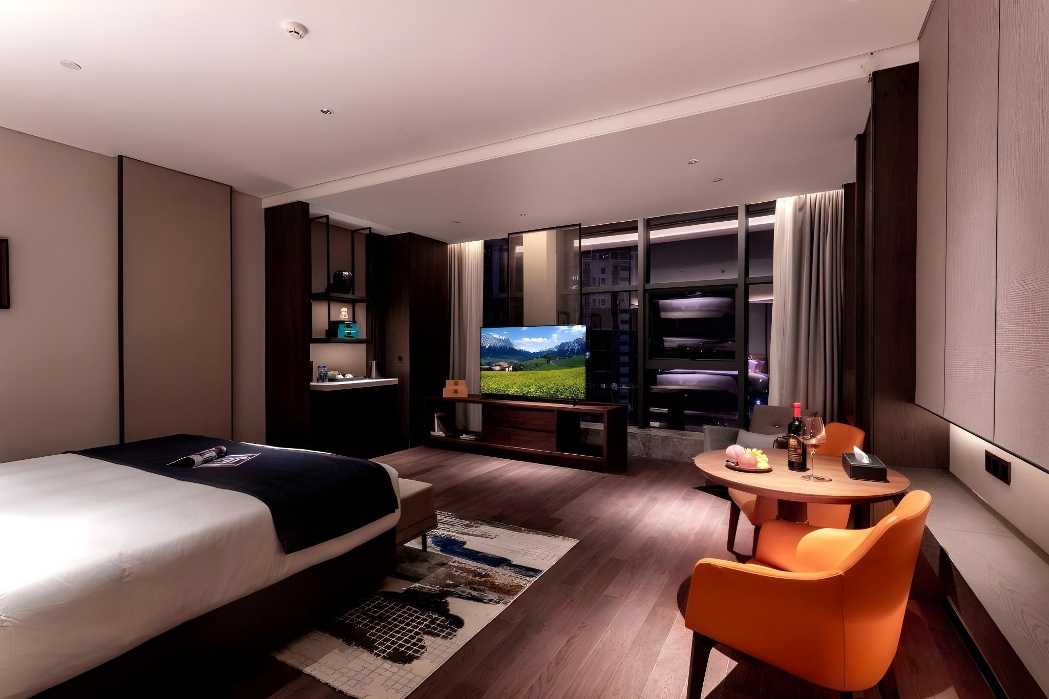 Yazhi Bed Room with City View