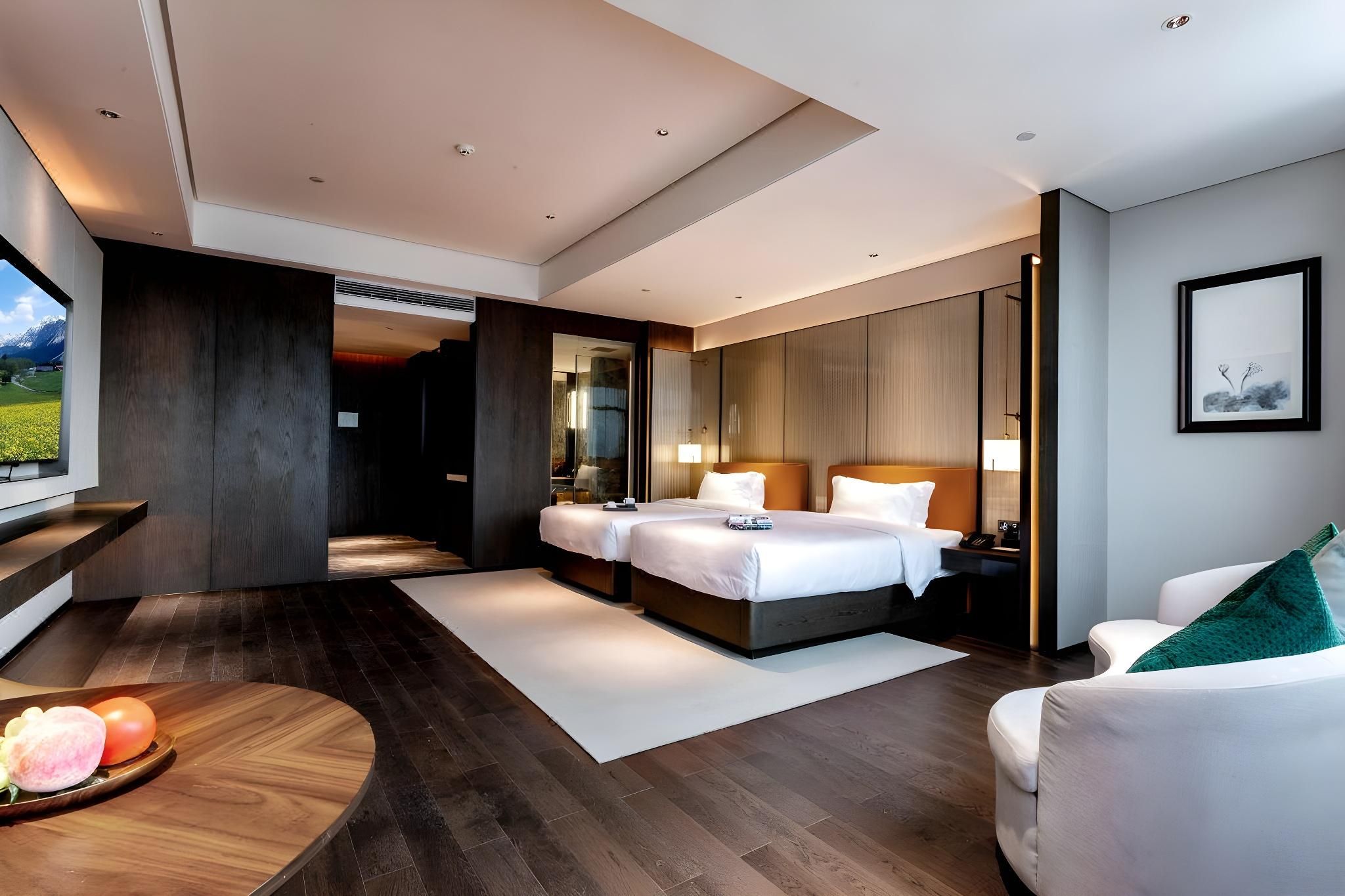 Yazhi Twin Room with View