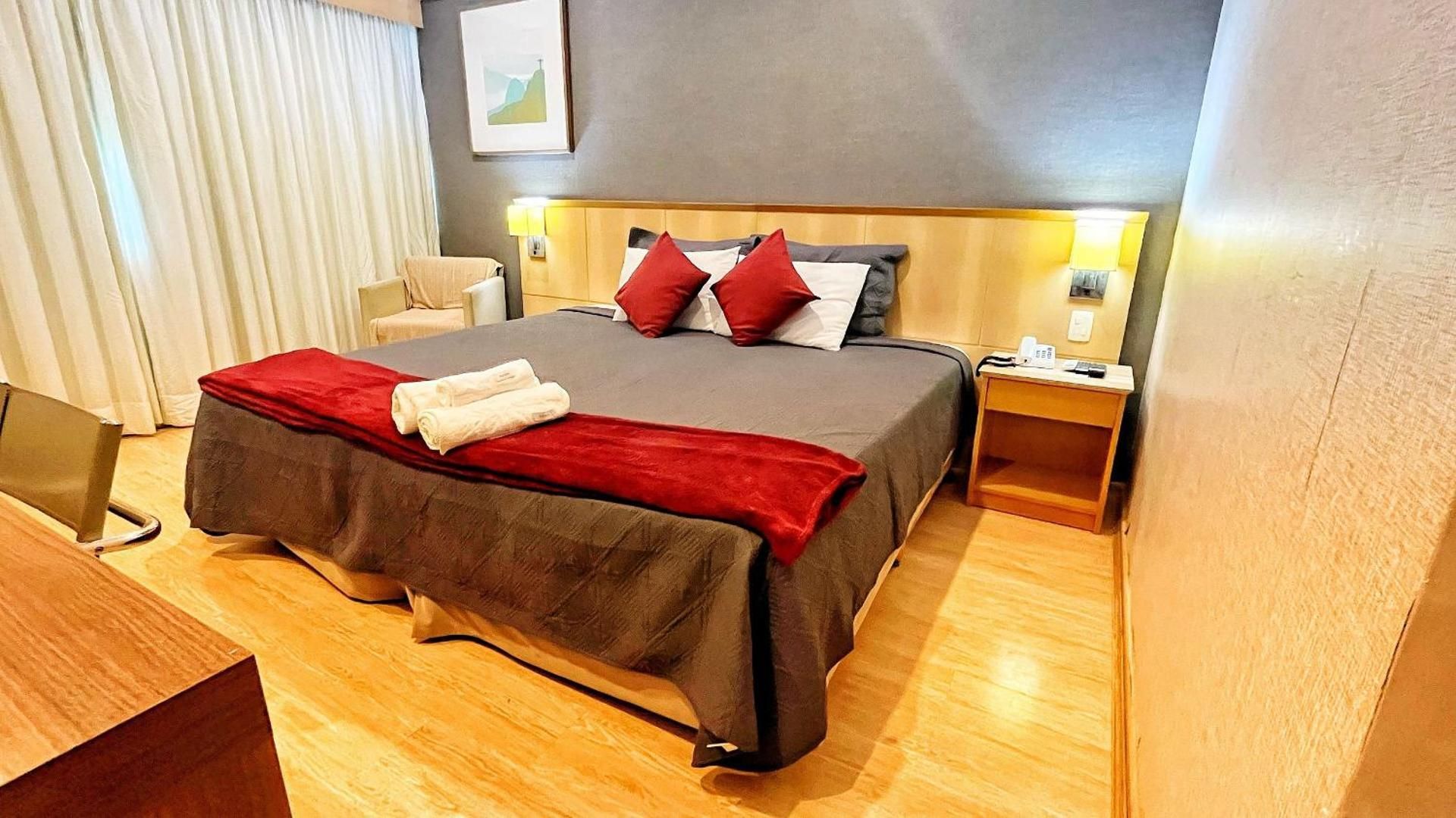 Deluxe Suite with Sea View