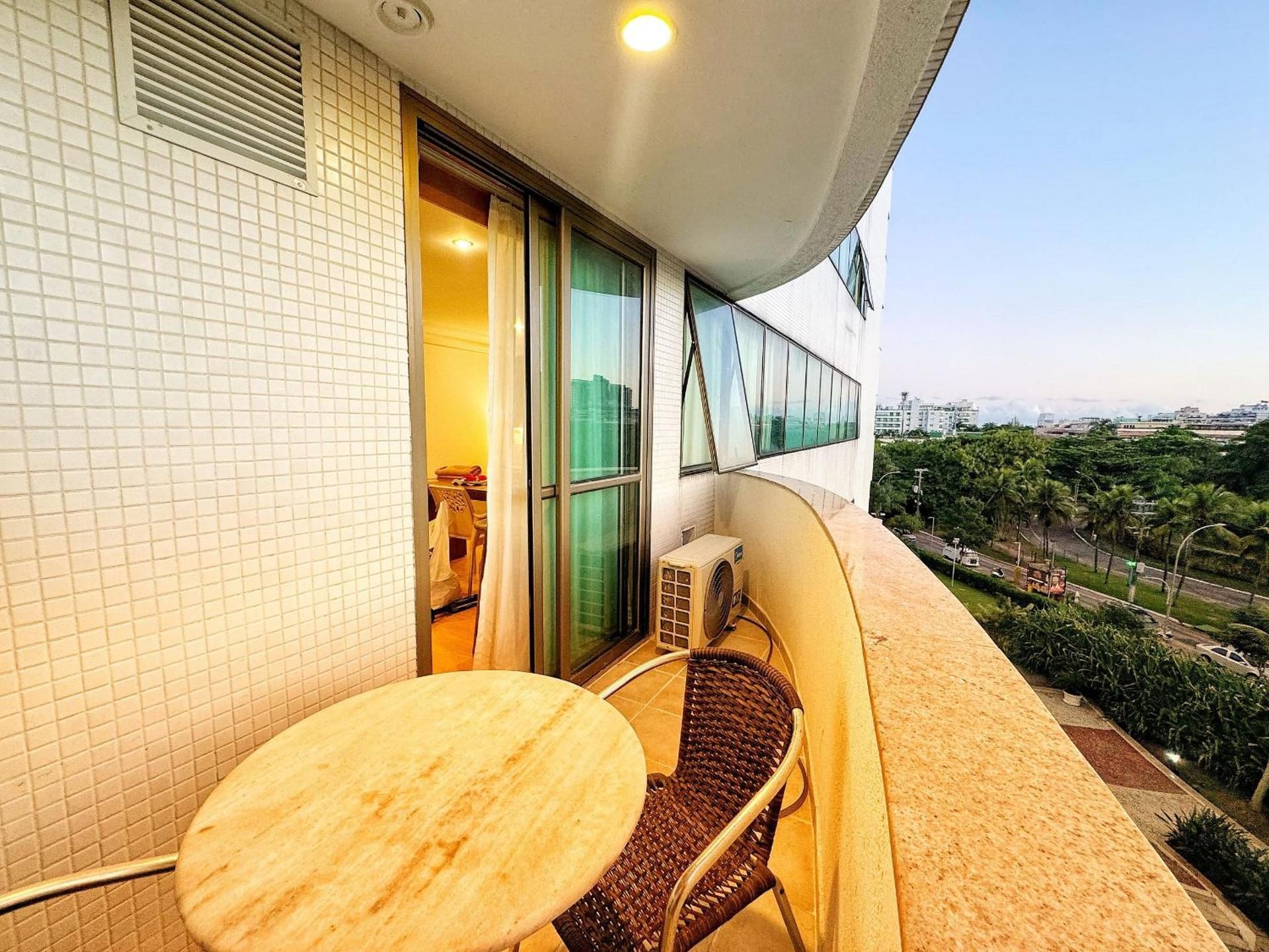 Studio Apartment with Balcony