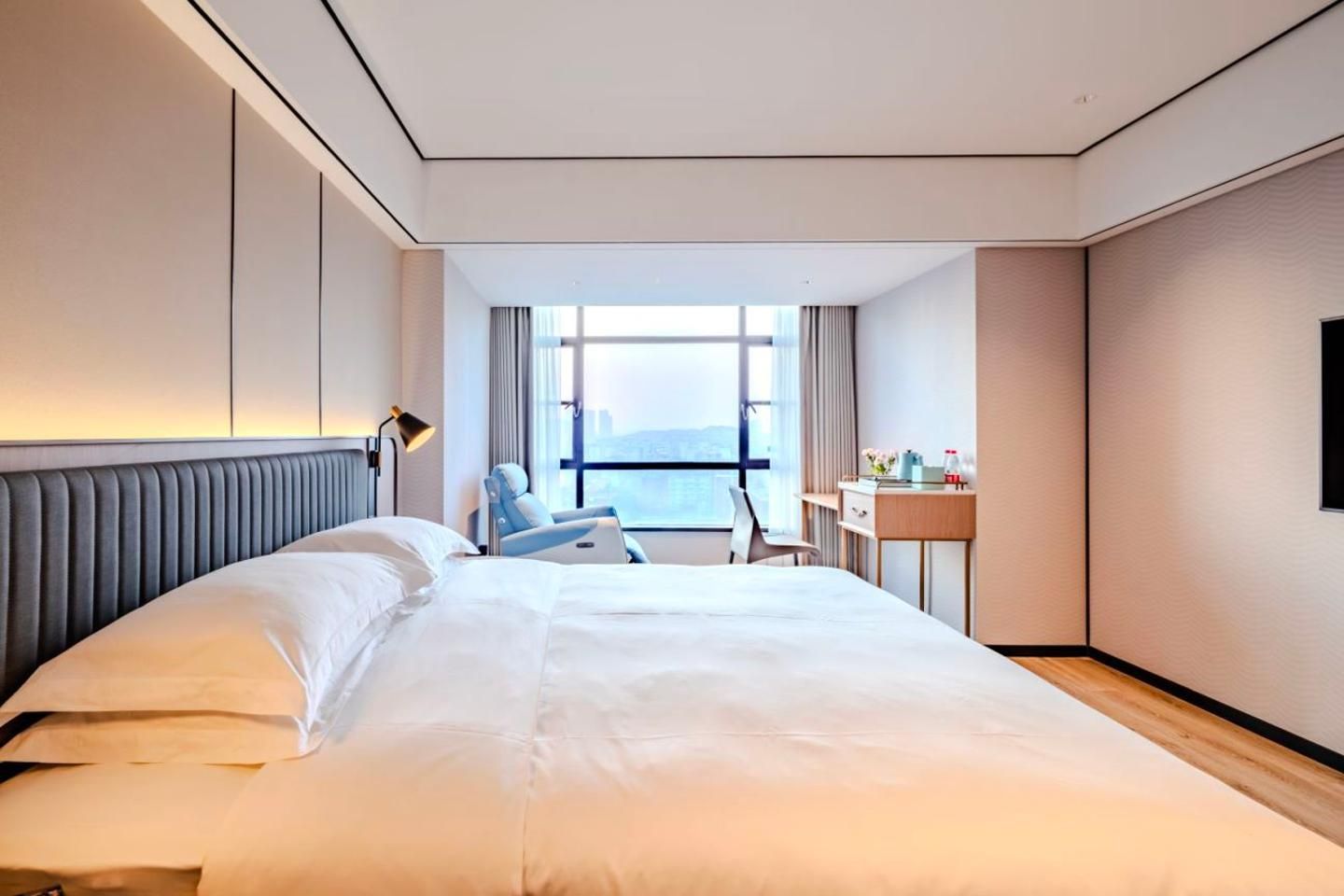 Dossen - Business Bed Room