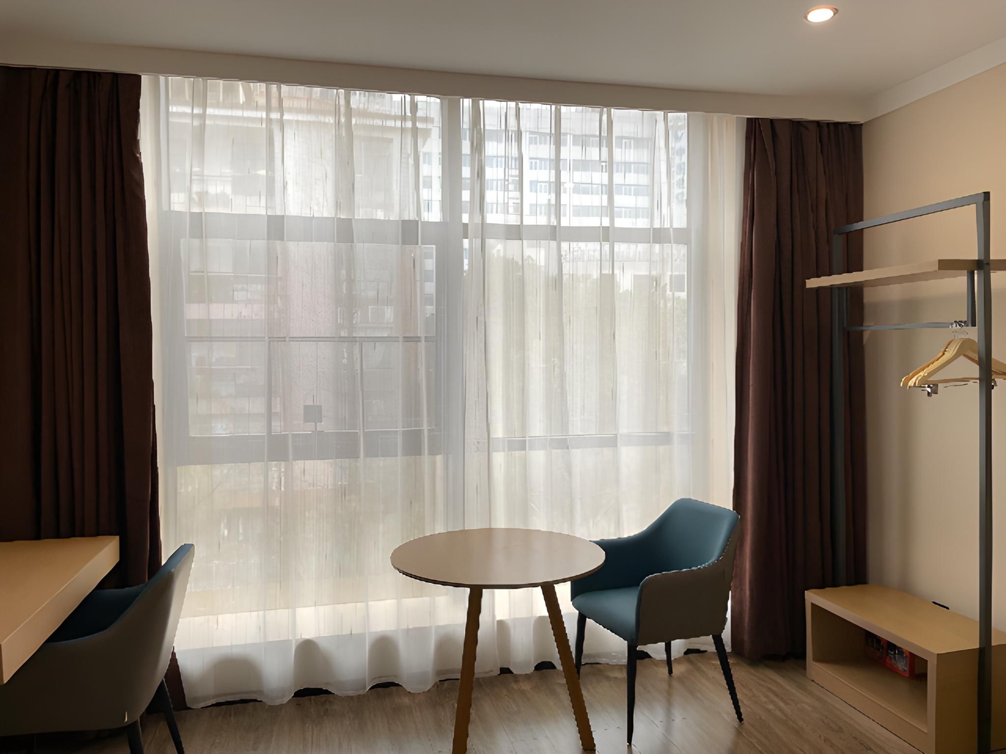 Dossen - Standard Bed Room