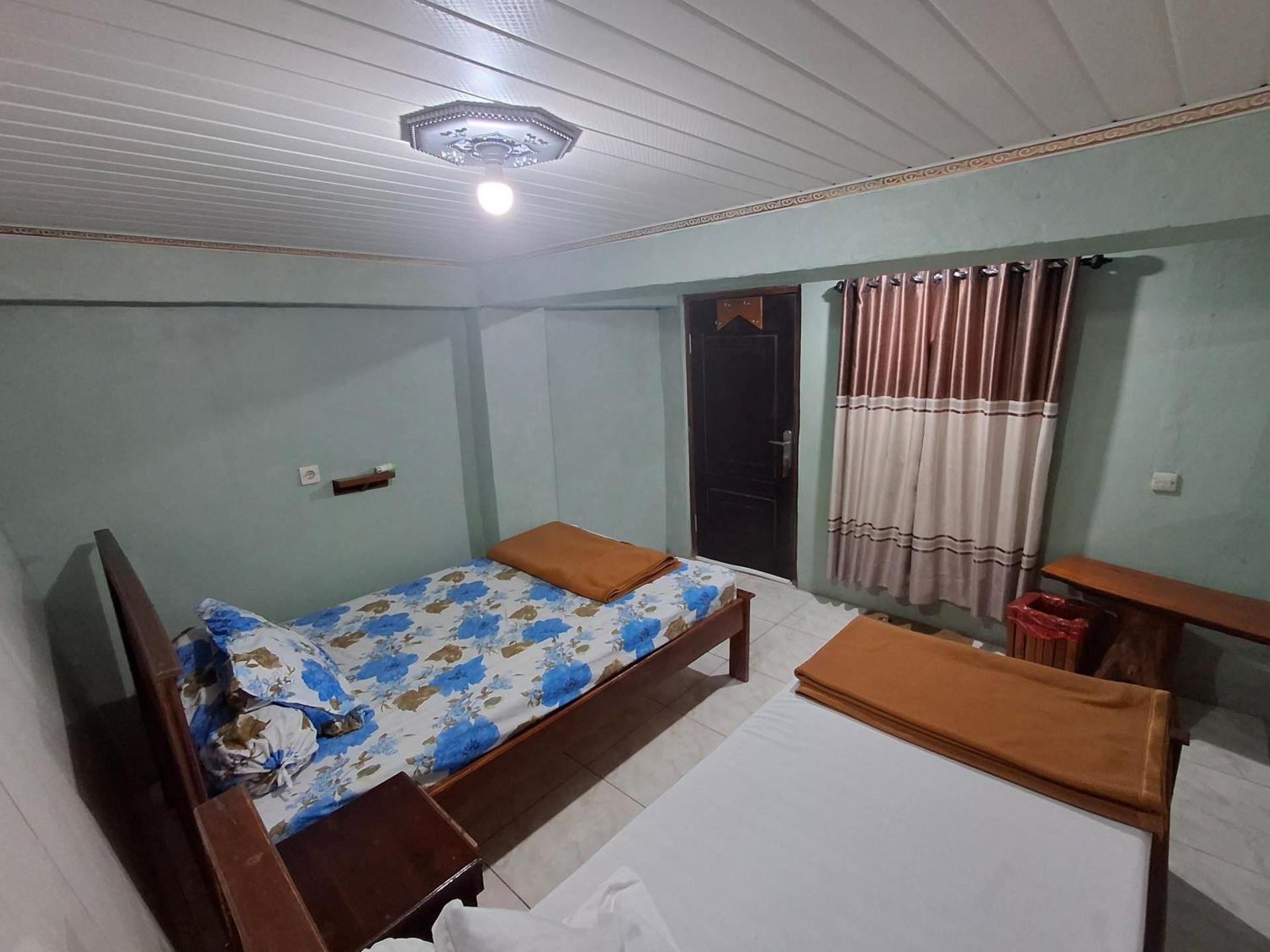 4-Bed Mixed Dormitory Room