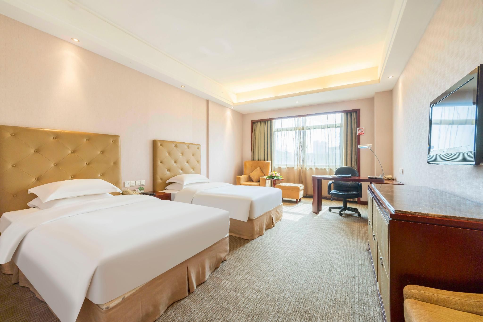 2 Bed Twin Superior Room