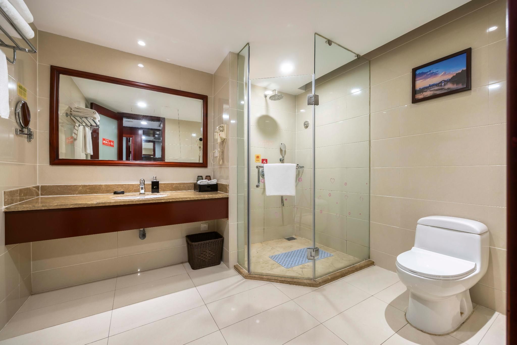 Business King Room