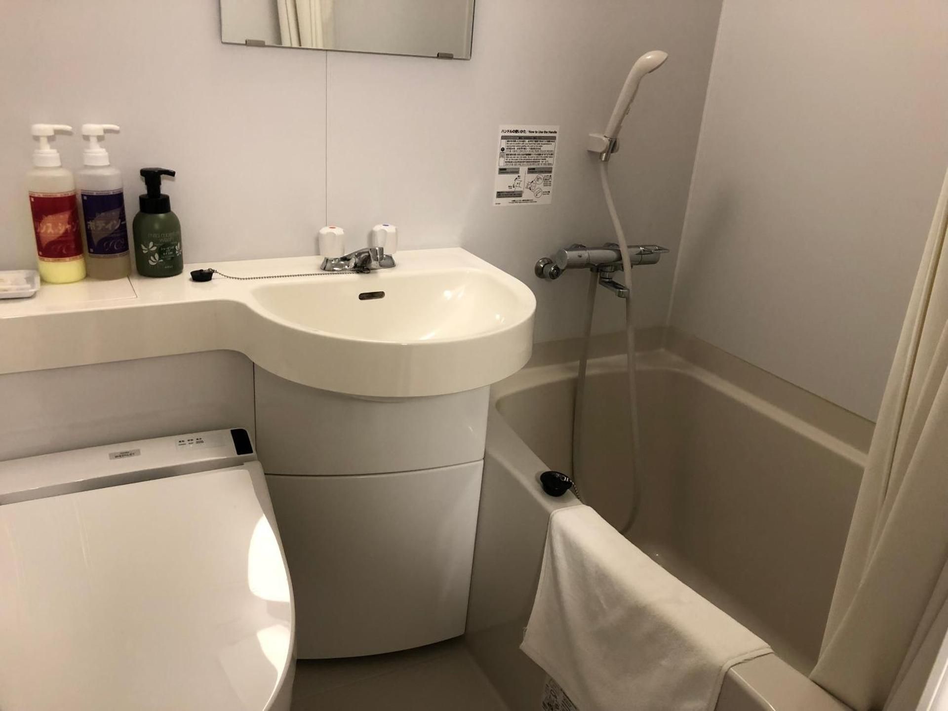 Semi Double Room - Non-Smoking