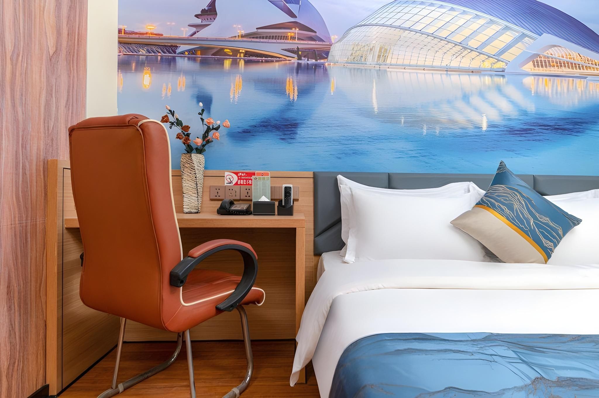 7 Days - Suite Room