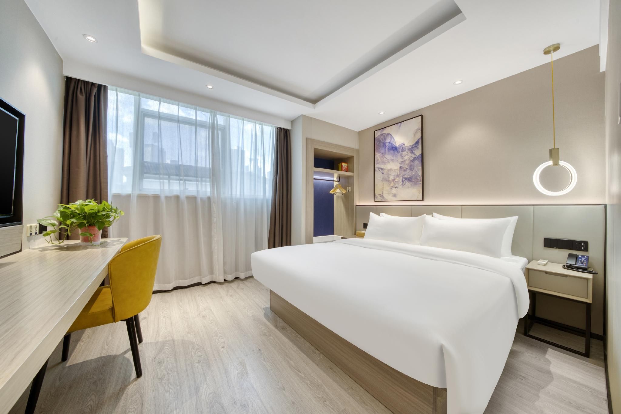 Huazhu - Superior BedRoom