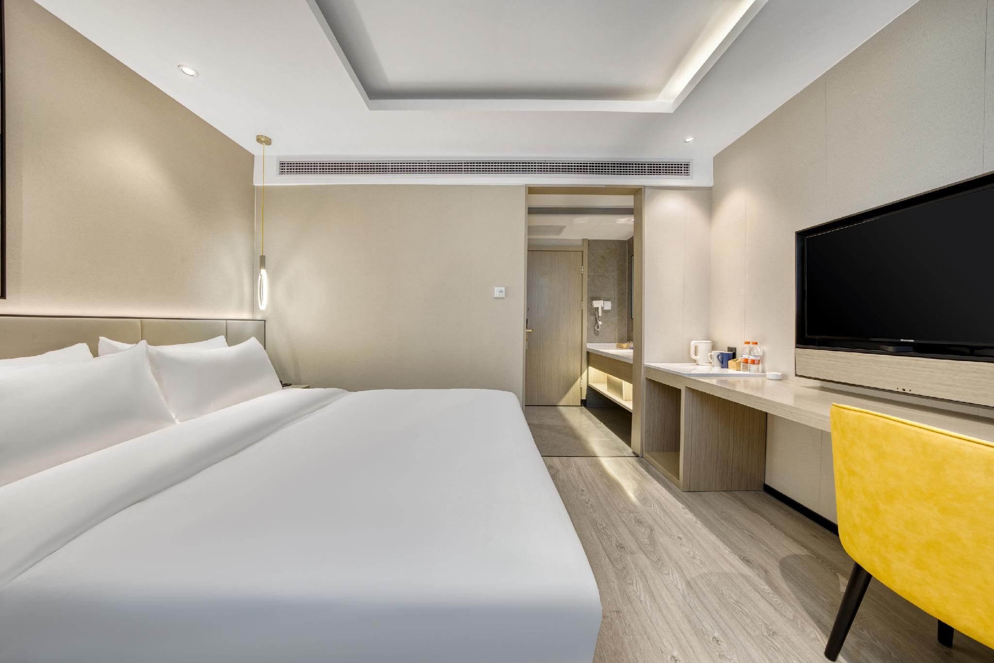 Huazhu - Superior BedRoom