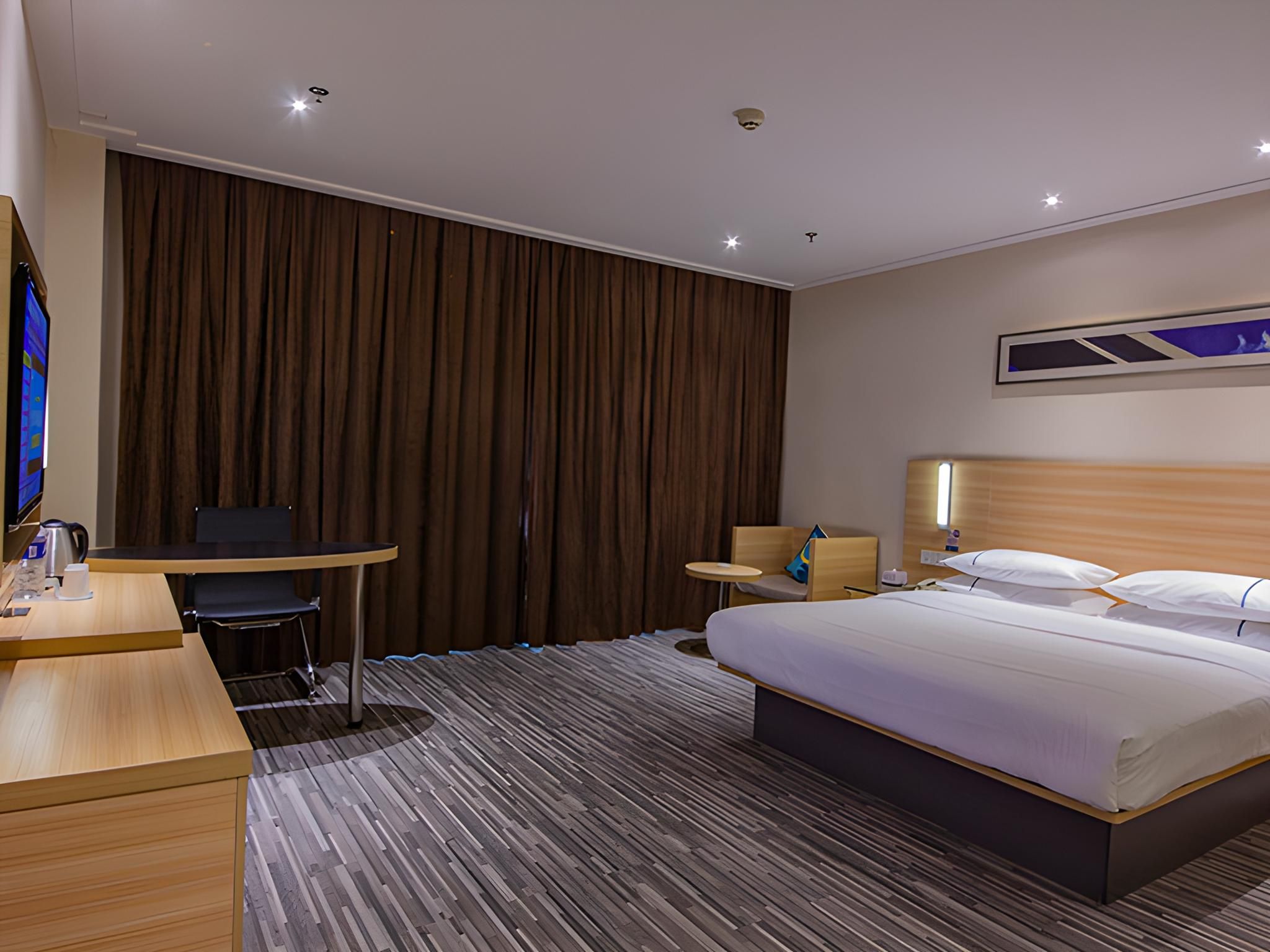 City Comfort Inn Zhuzhou Sports Center Red Star Macalline Dossen - Superior Bed Room