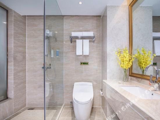 Vienna International Hotel Inner Mongolia Chifeng High-speed Railway Station Vienna - Deluxe Room With One Bed 2