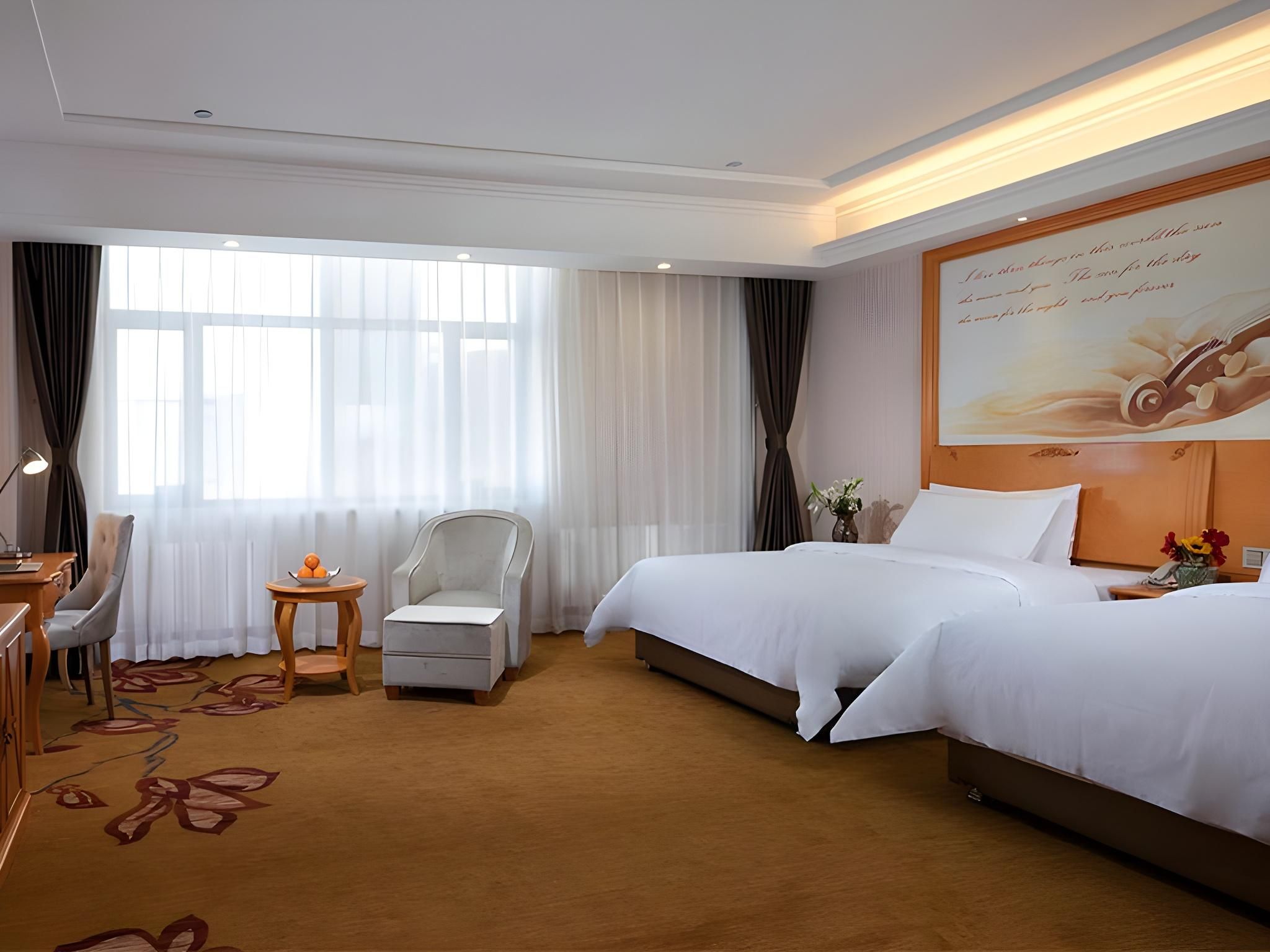 Deluxe Family Room