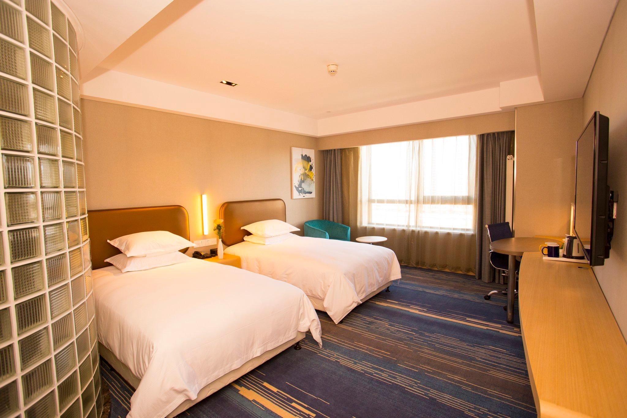 2 Twin Beds Standard