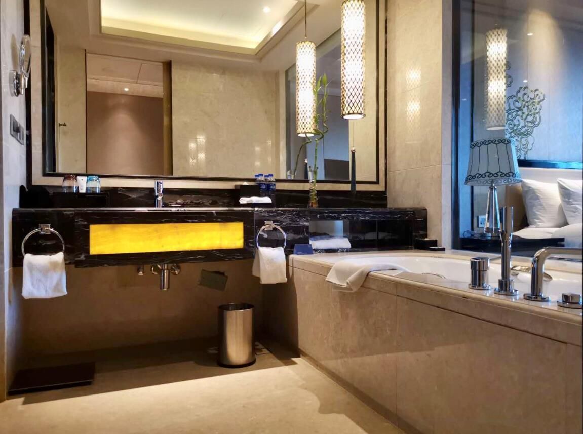 Wanda Realm Chifeng Executive Deluxe Twin 2