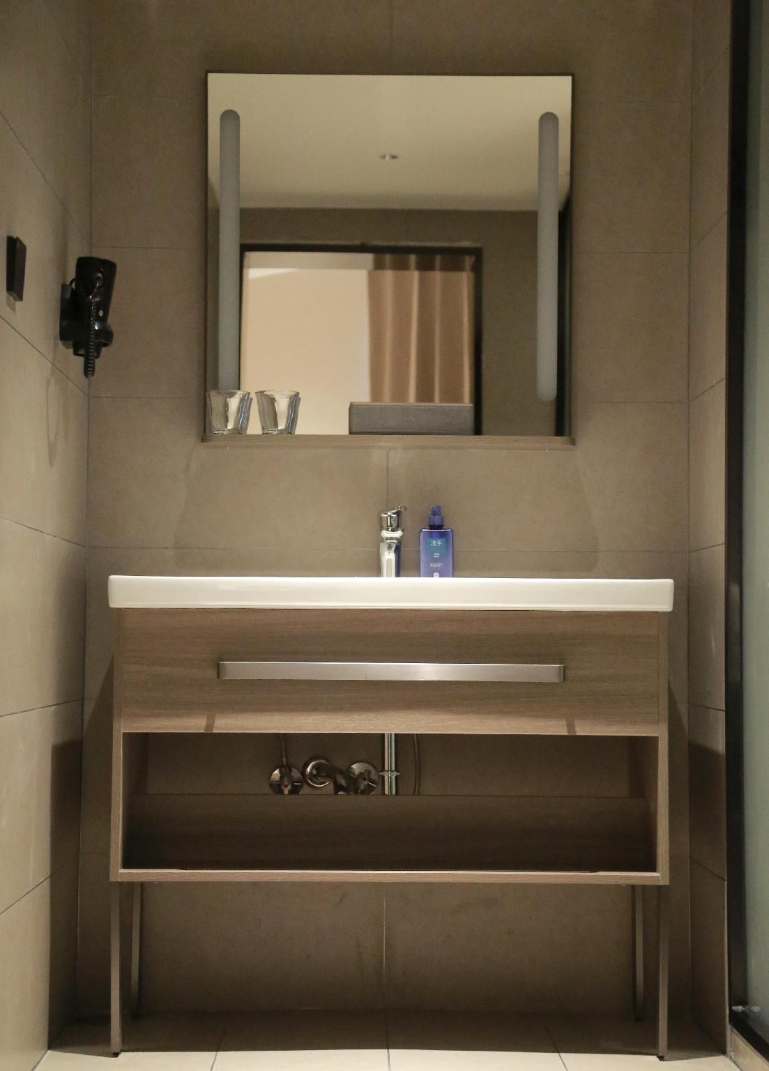 Hanting Hotel Chifeng Hexigten Banner Jingperng Huazhu - Twin Room 2