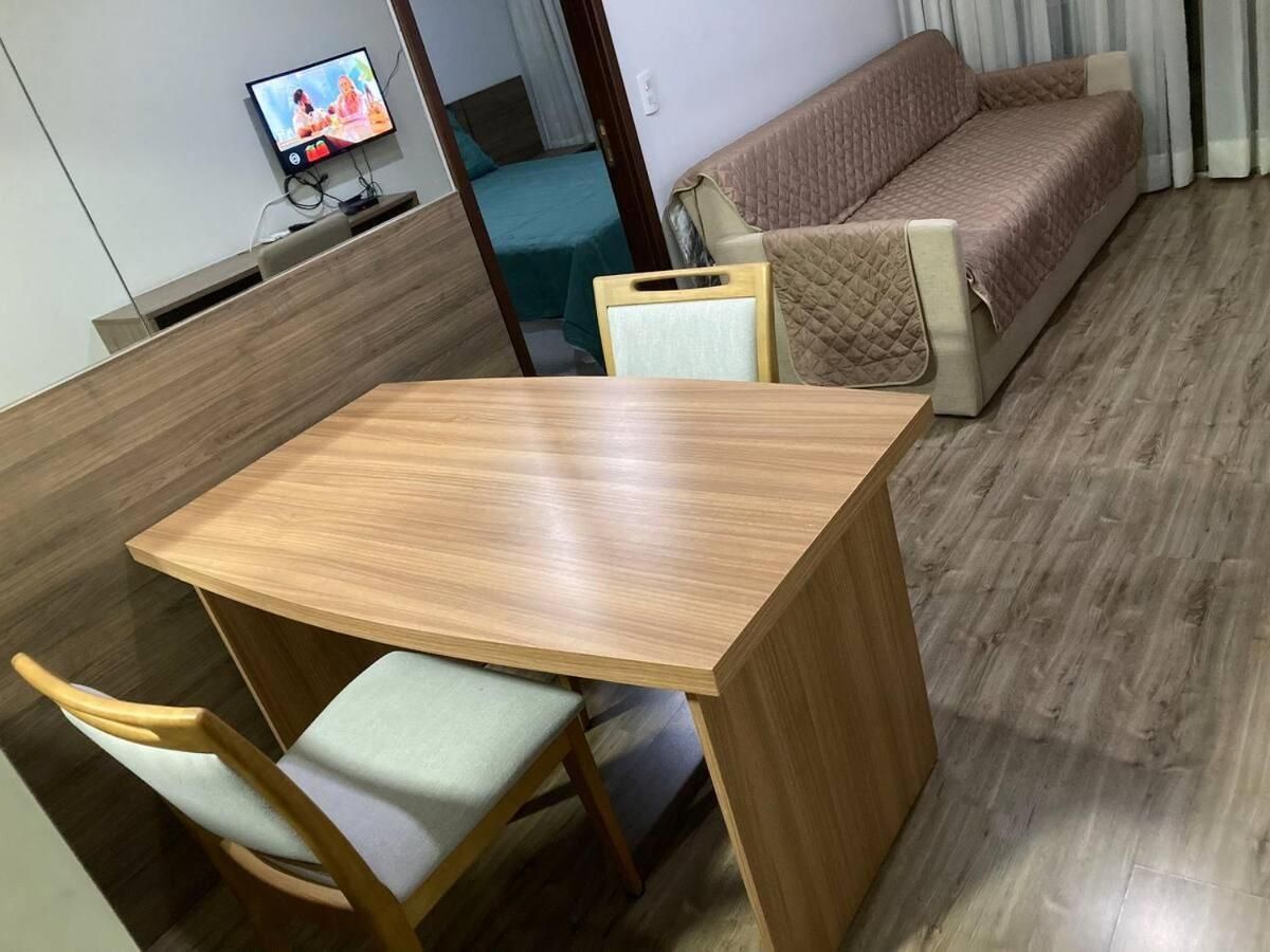 Deluxe Queen Suite