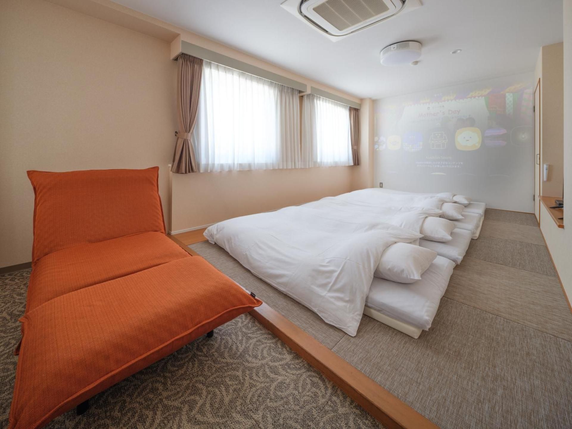 Deluxe Family Room - Non-Smoking