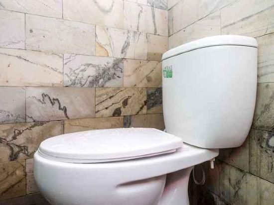 Urbanview Villa Kolopaking Kebumen by RedDoorz Suite Room 2