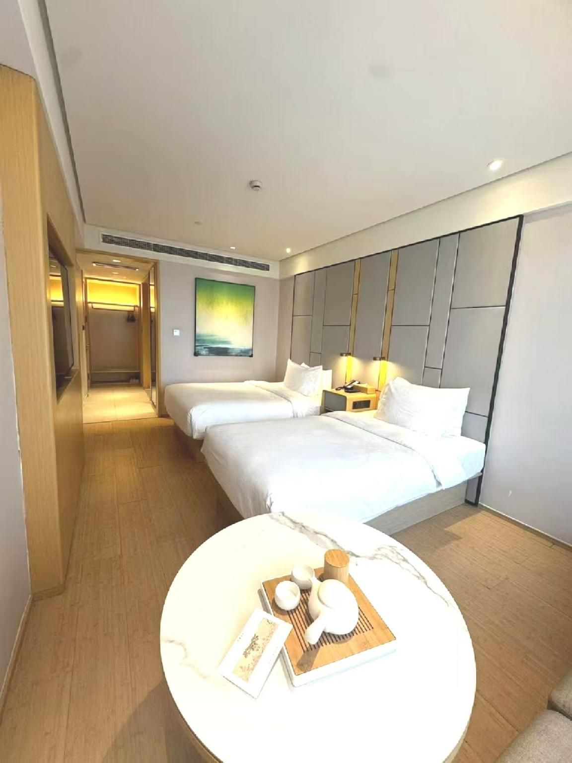 Twin Business Room
