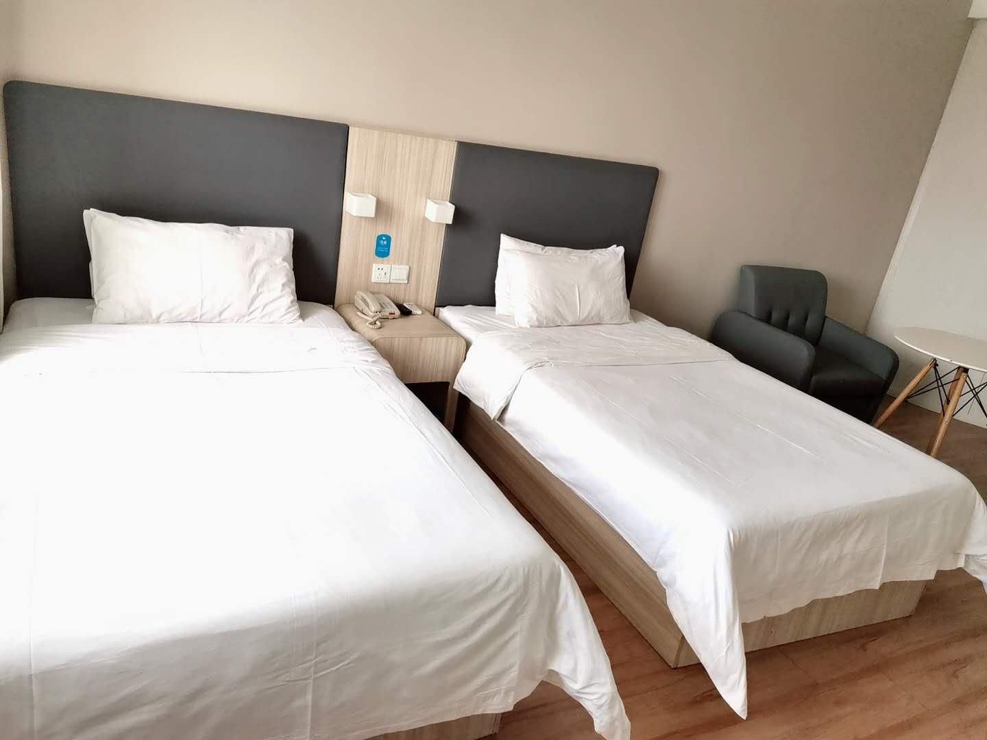 Huazhu - Twin Room