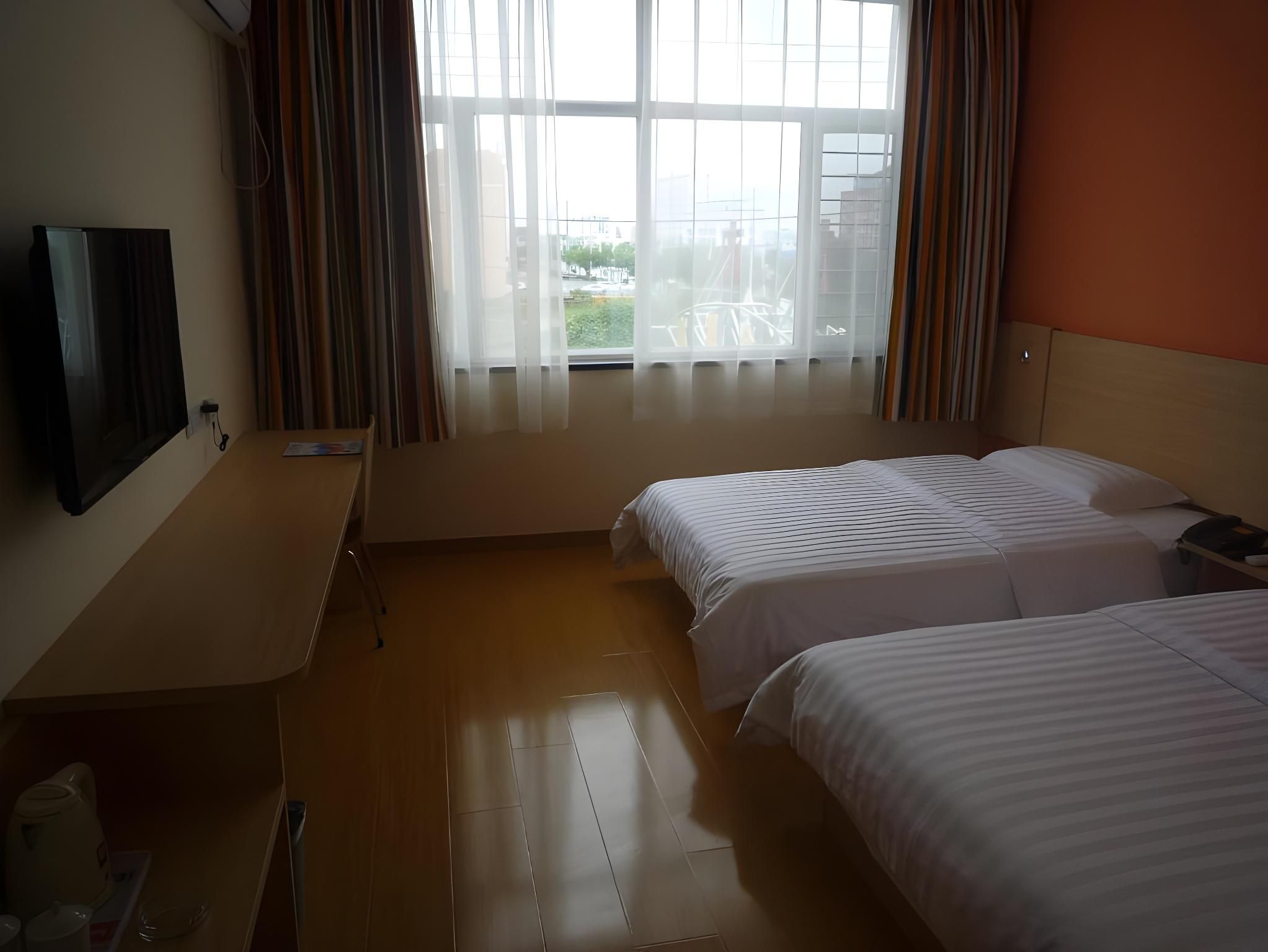 7 Days - Zizhu Twin Room