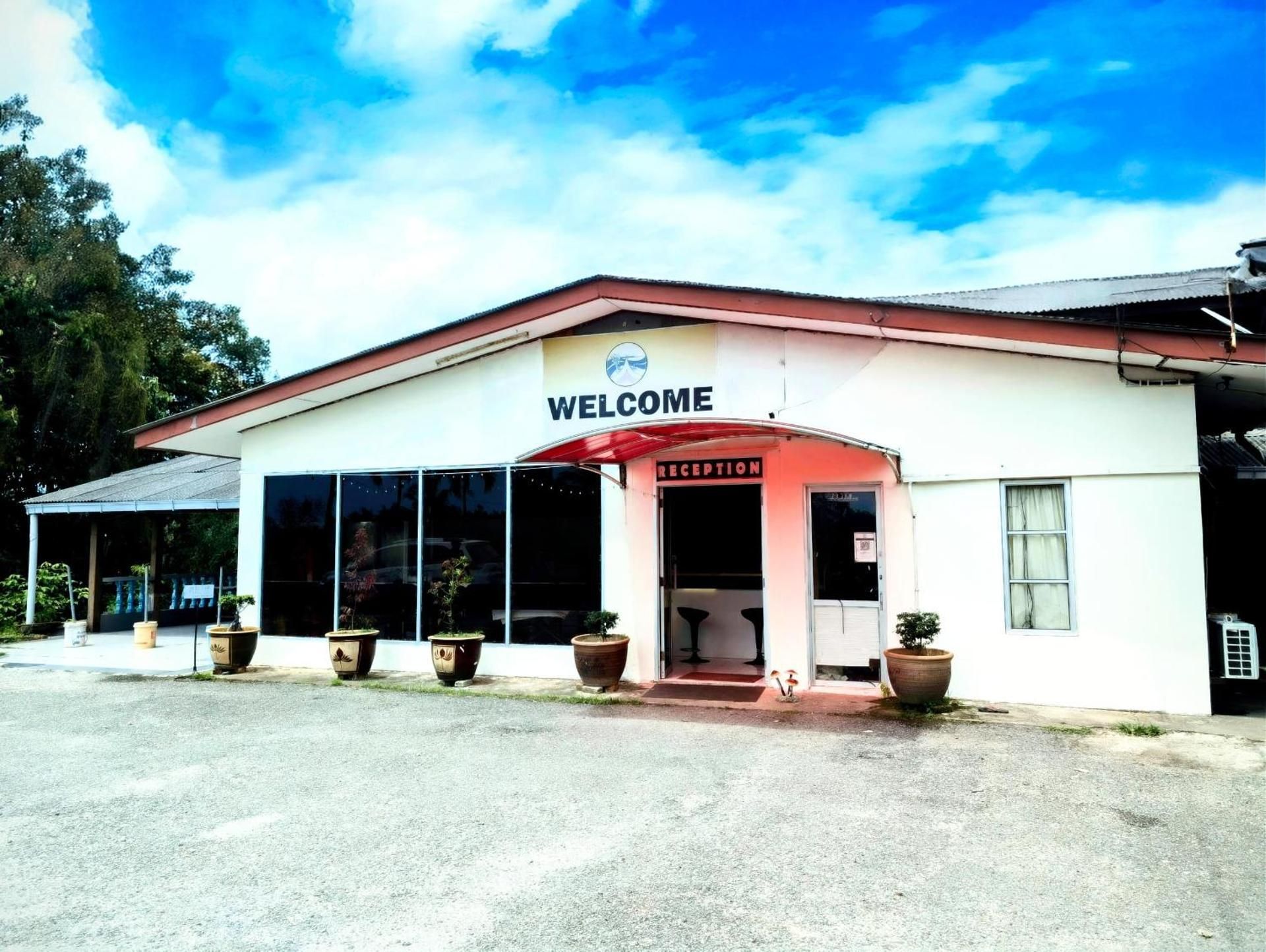 Marang Guesthouse Resort