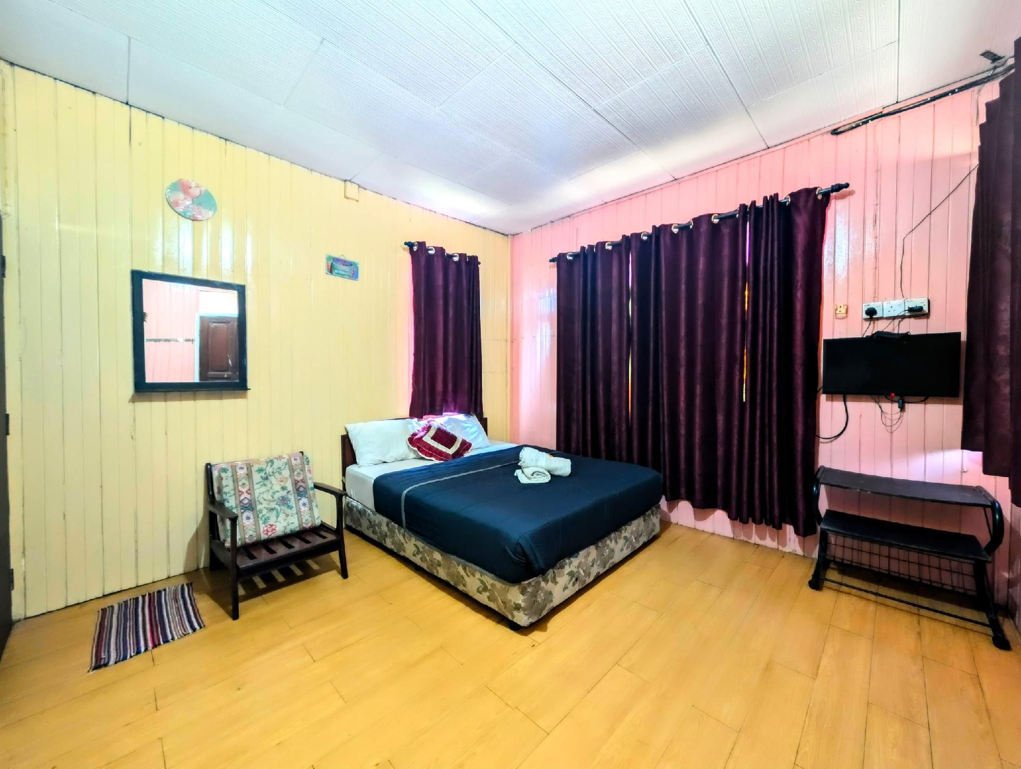 Marang Guesthouse Resort Deluxe Twin