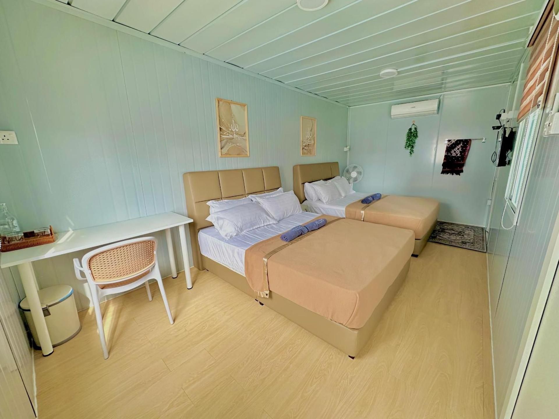Deluxe Queen Room with Two Queen Beds