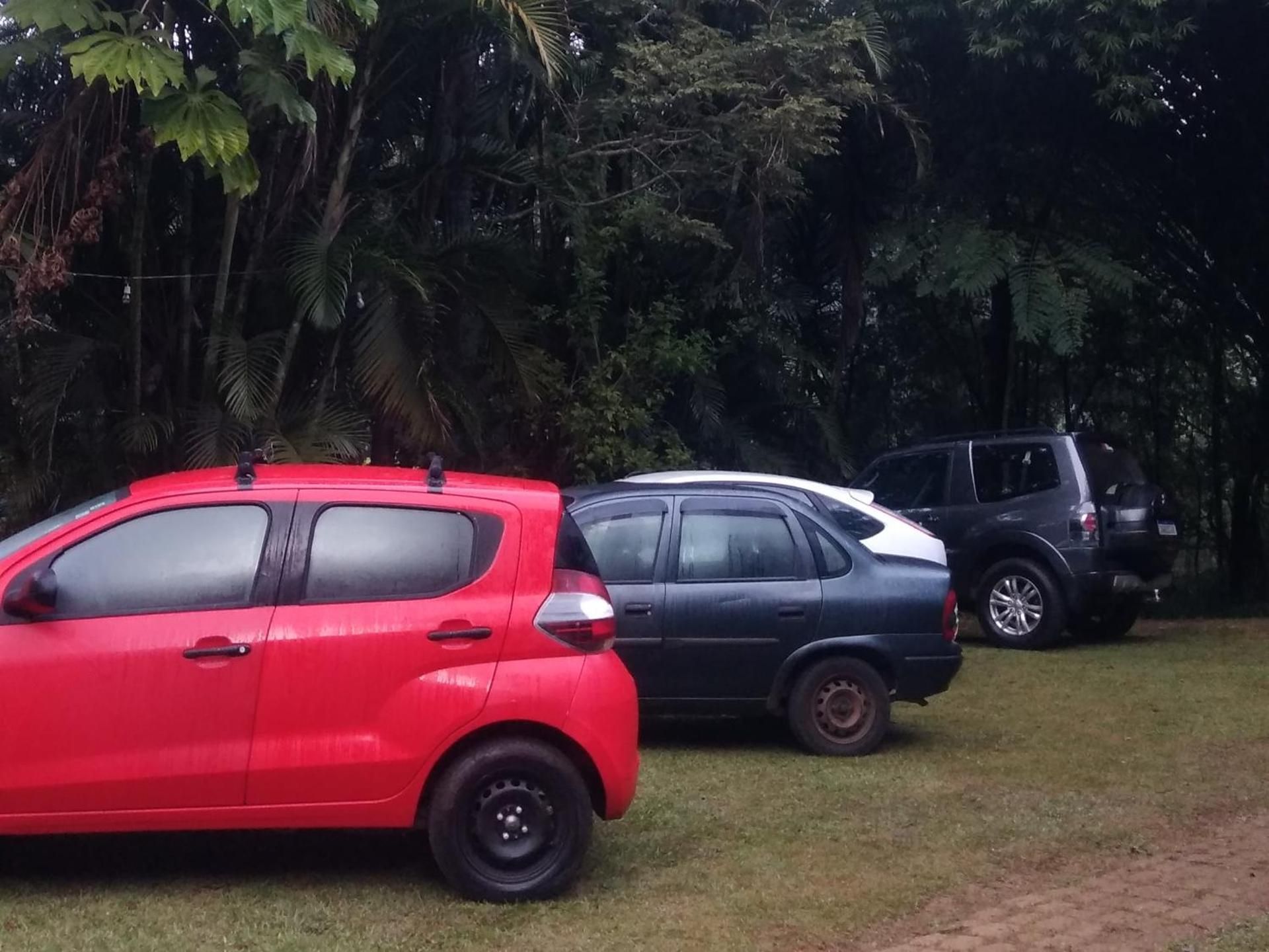 Chale na floresta com frigobar