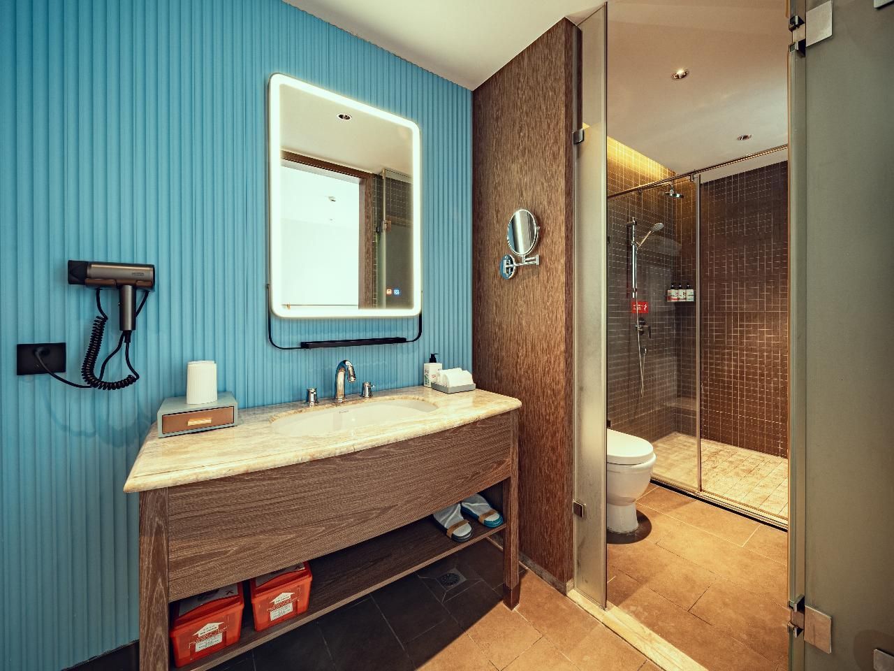 Dossen - Deluxe Bed Room