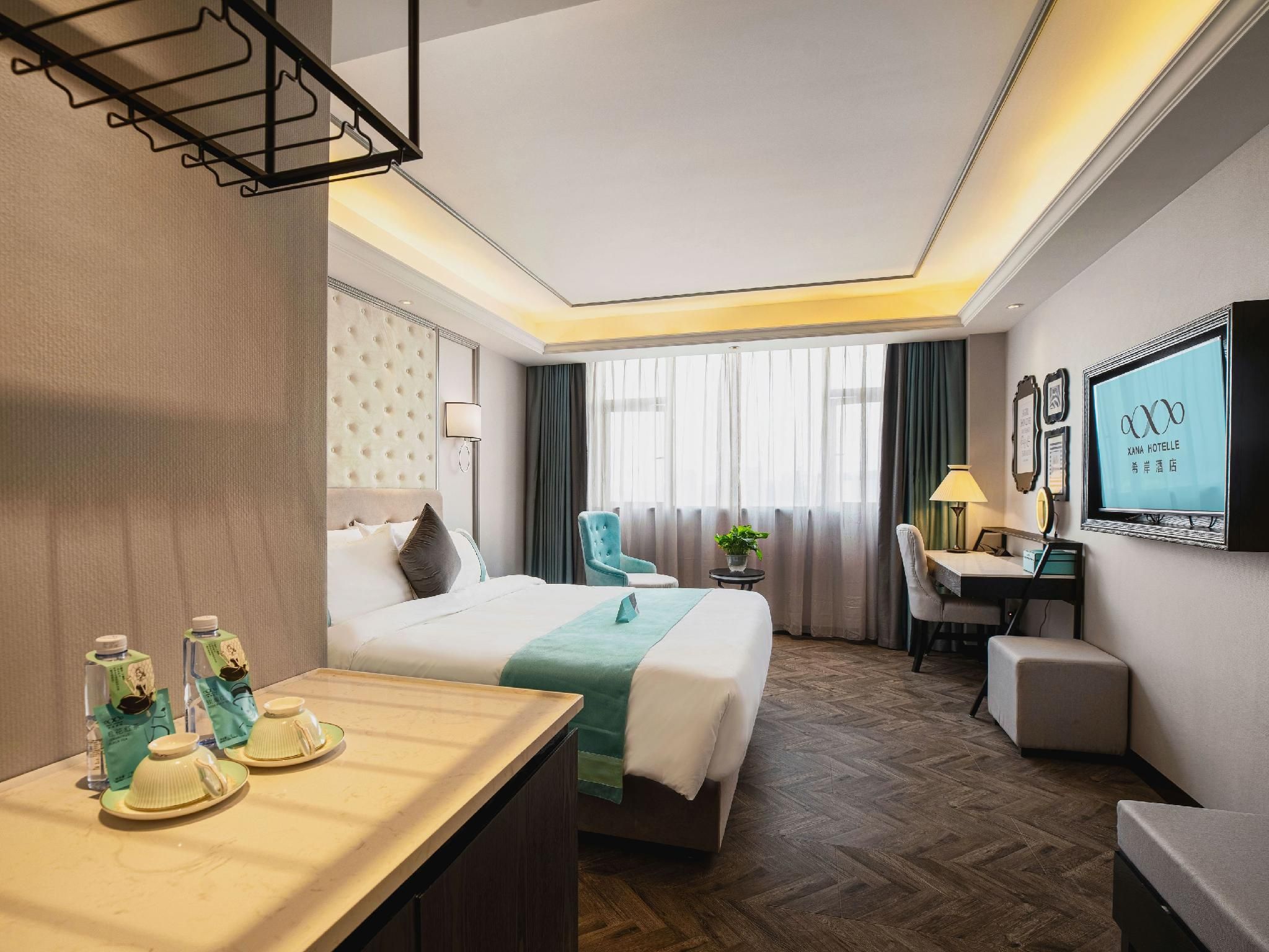 Xana - Deluxe Bed Room