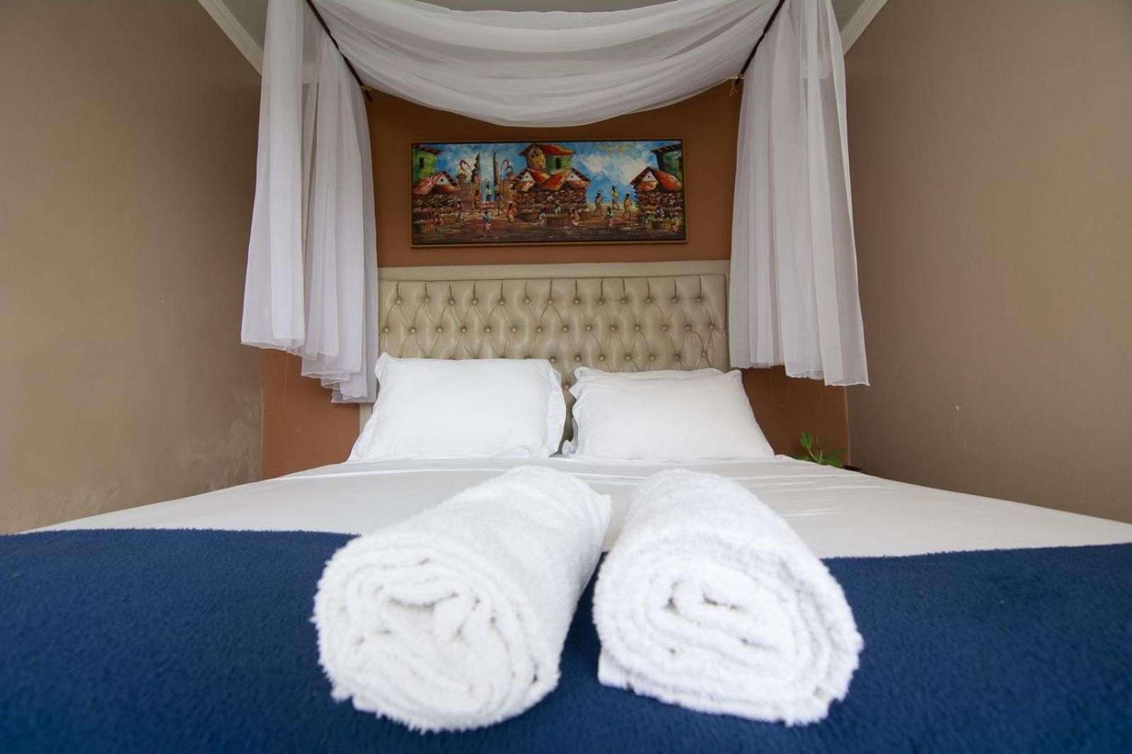 Junior Suite with Pool View