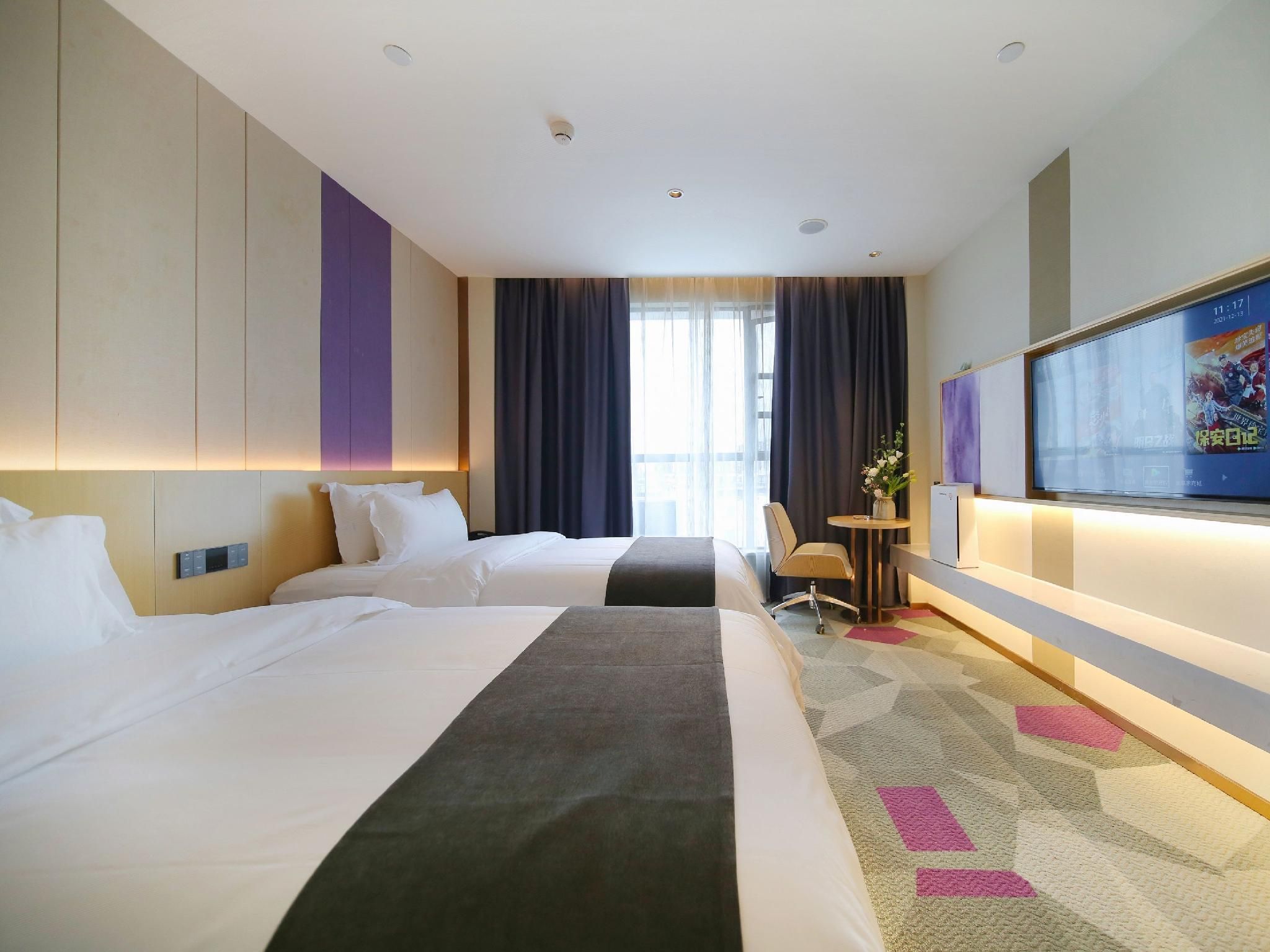 WH - Deluxe Room Twin