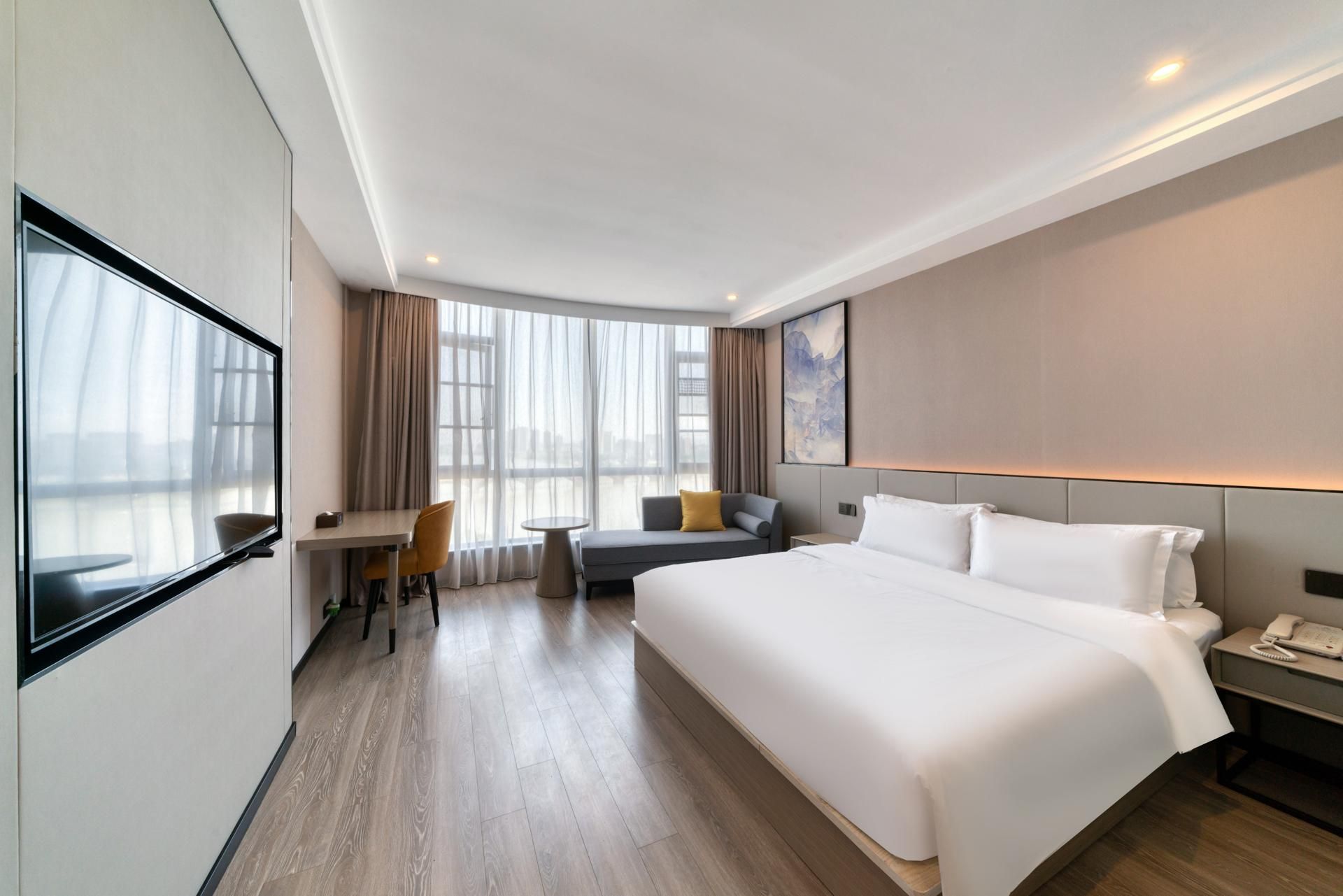 Huazhu - Superior BedRoom