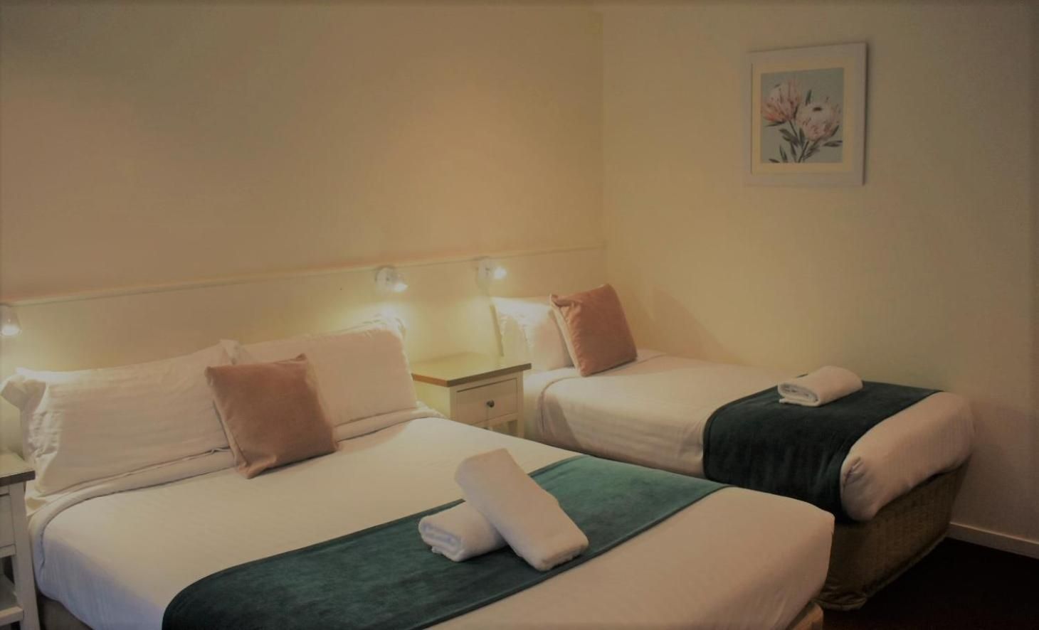 Standard Twin Room