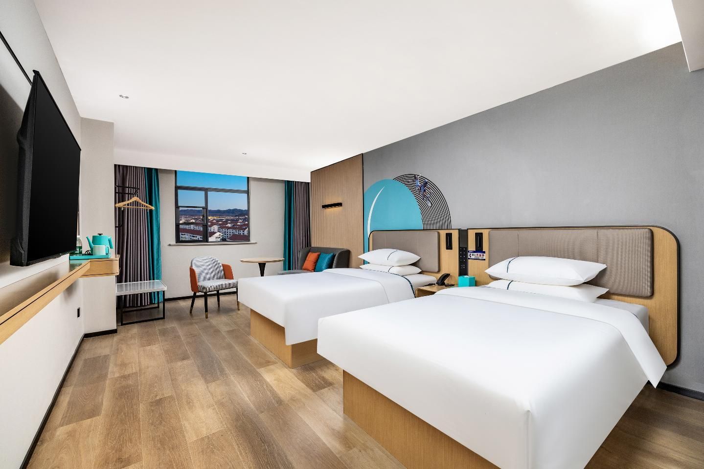 Dossen - Twin Room With City View