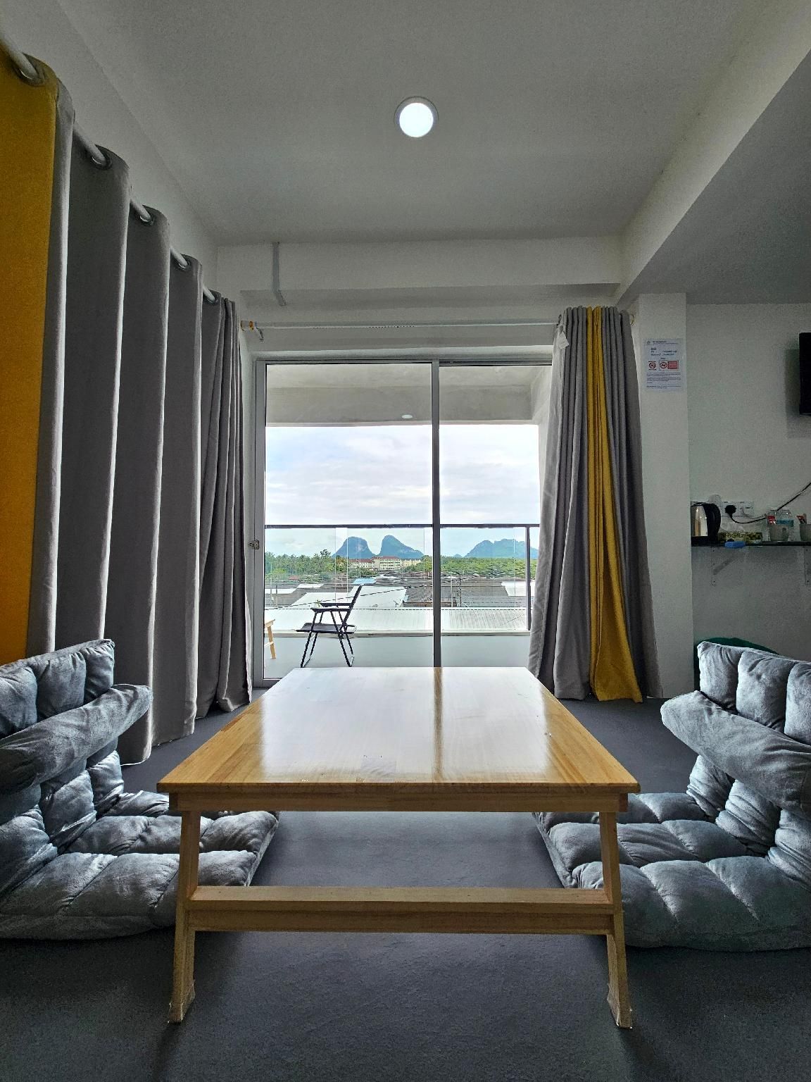 King Corner One Bedroom Suite