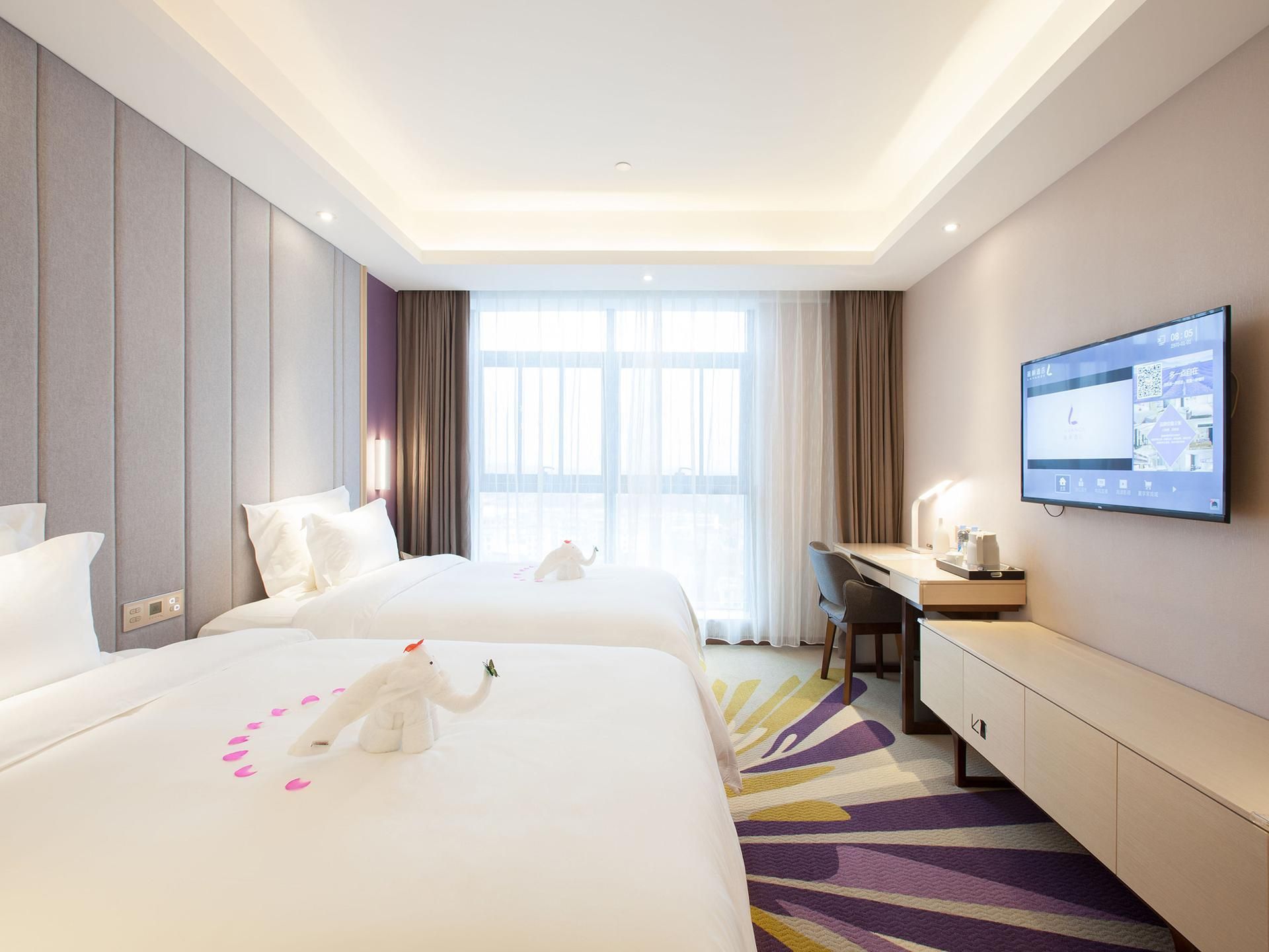 Twin Deluxe Room