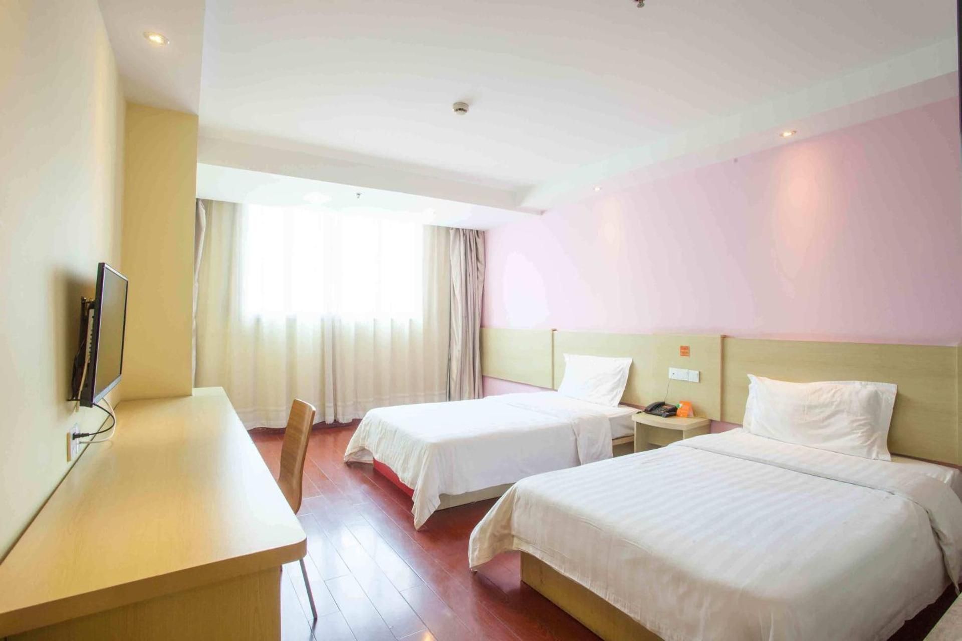 Mainland Chinese Citizens - Special offer Twin Room