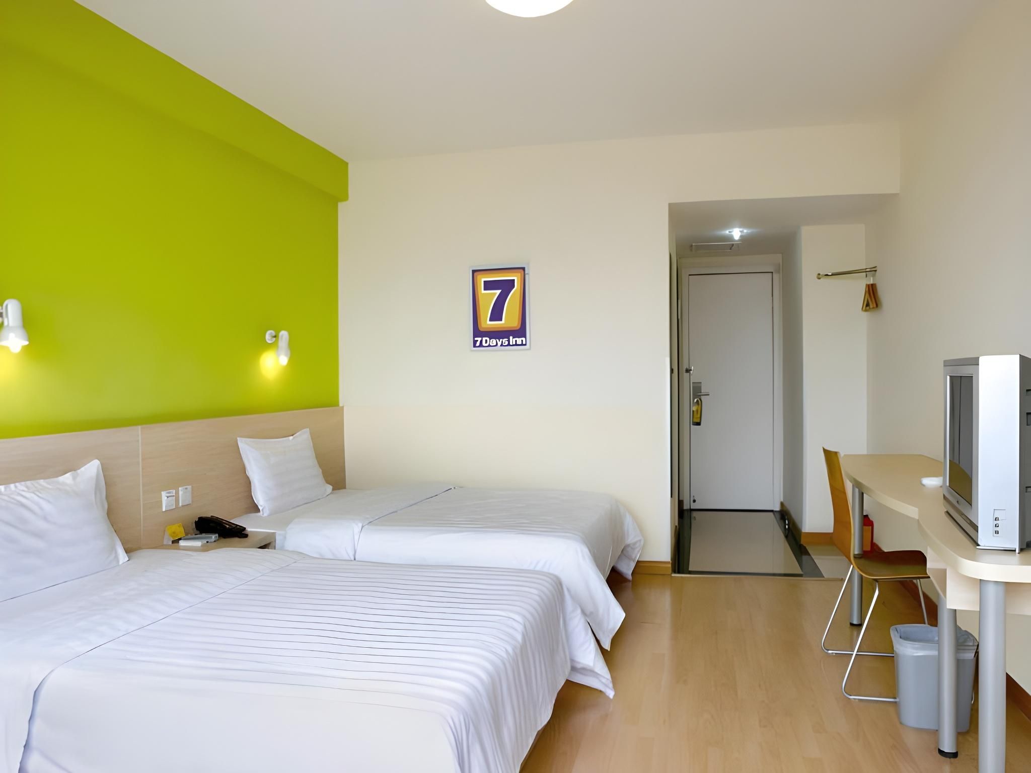 7 Days - Zizhu Twin Room