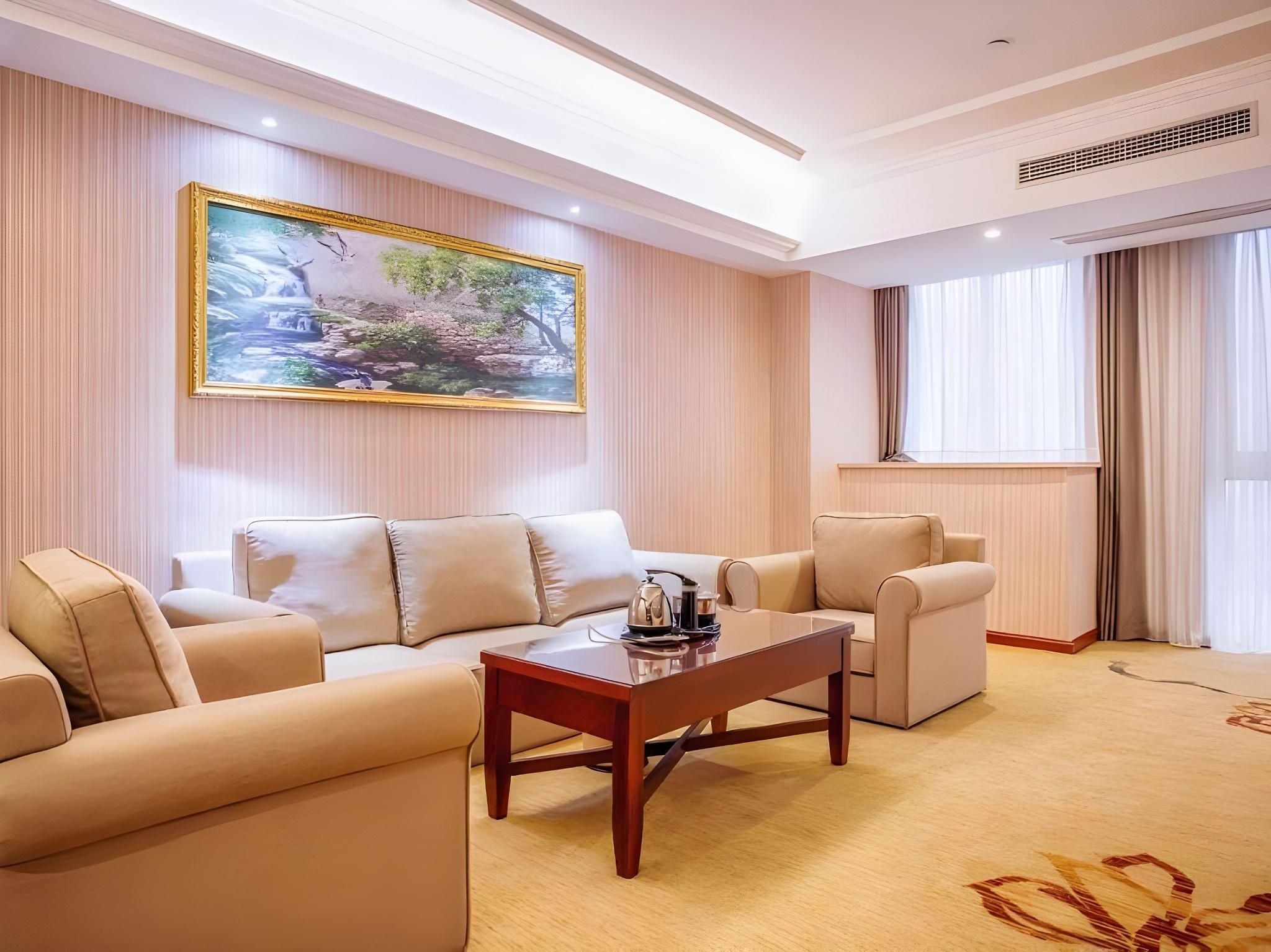 Suite with View